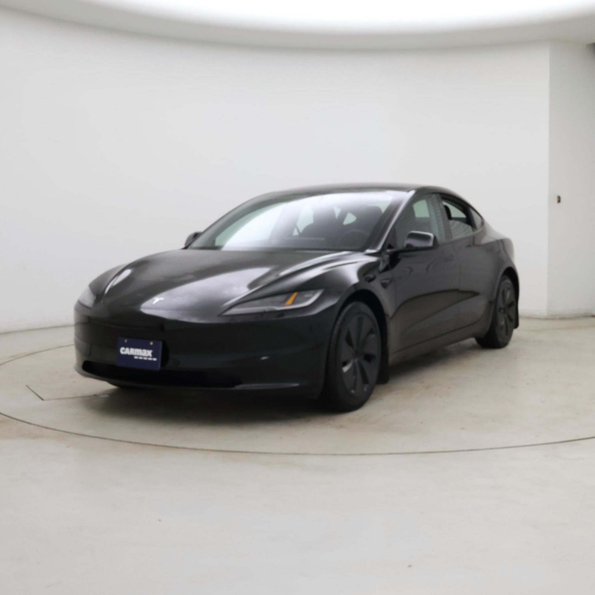 Thumbnail: 2025 Tesla Model 3 - 4