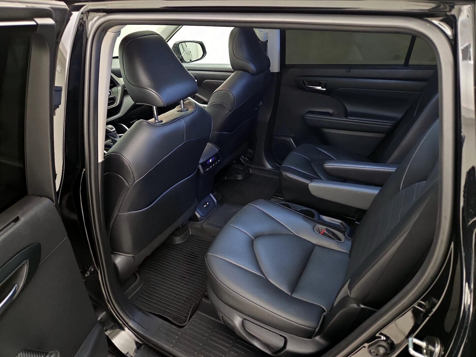 Rear Air Conditioning
