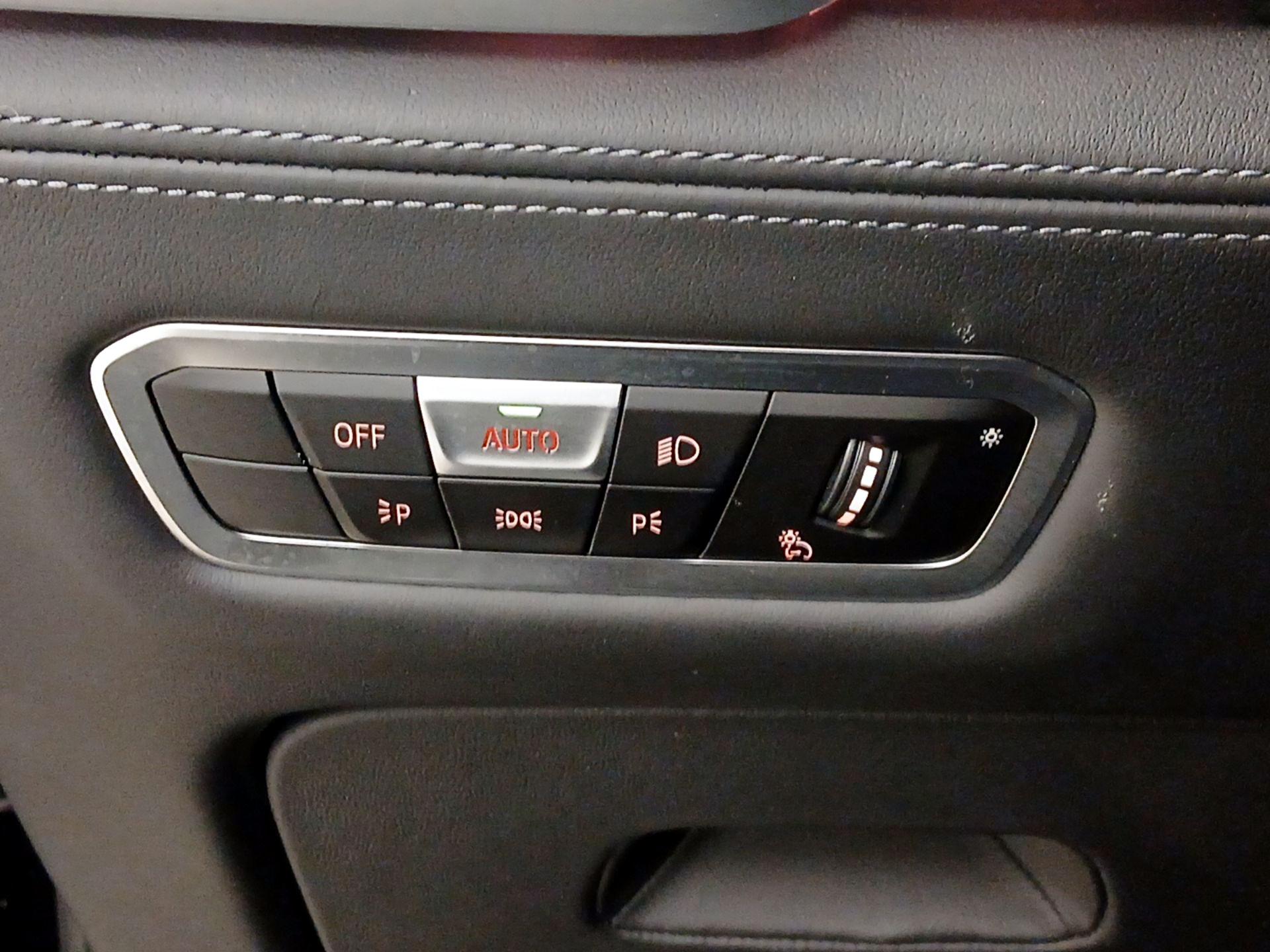 Thumbnail: 2021 BMW X5 - 13