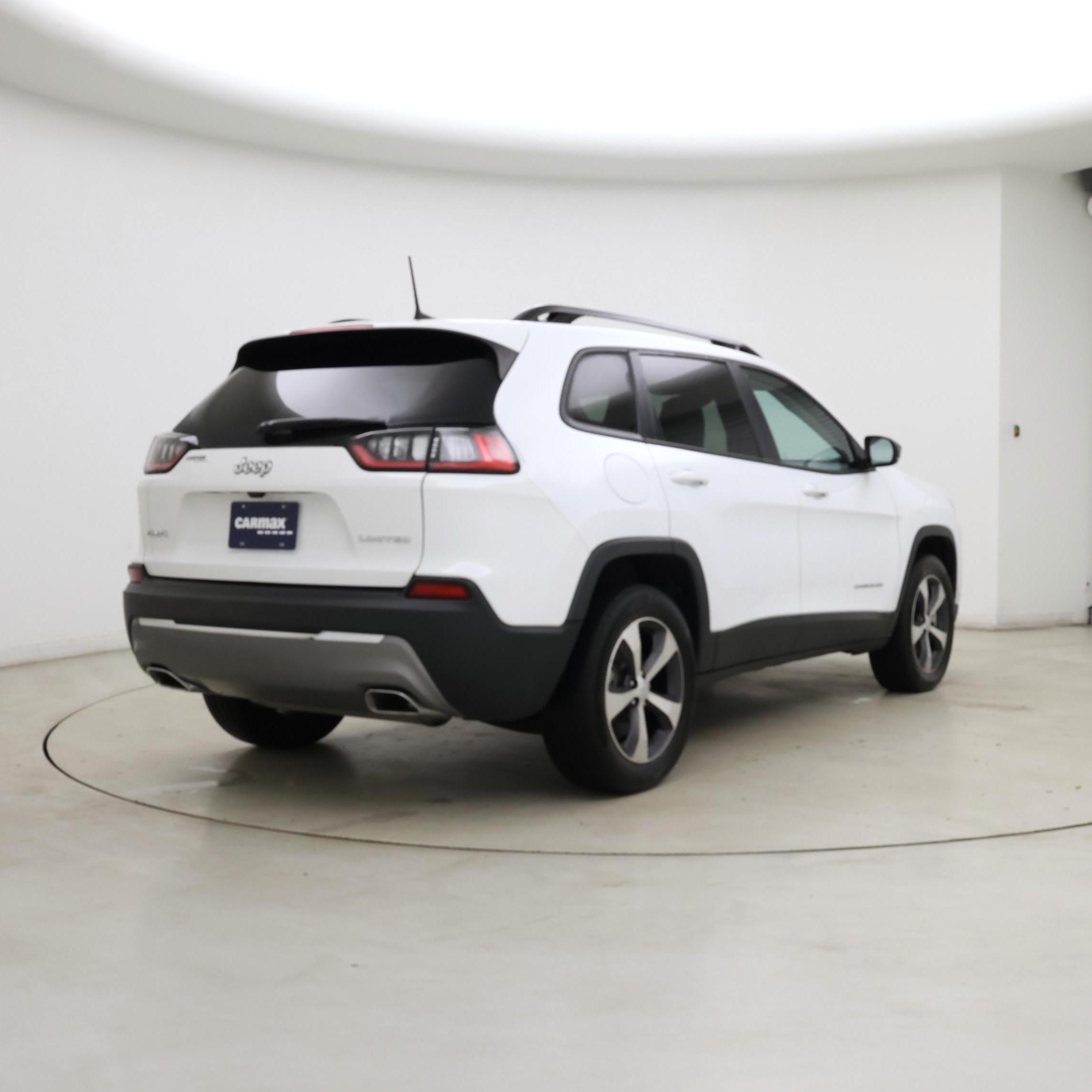 Thumbnail: 2022 Jeep Cherokee - 8
