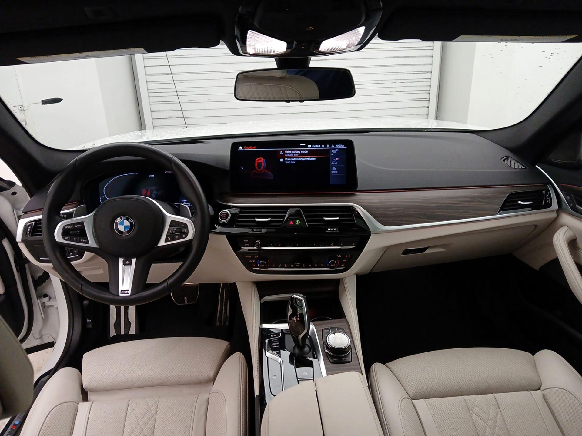 Thumbnail: 2023 BMW 5 Series - 9