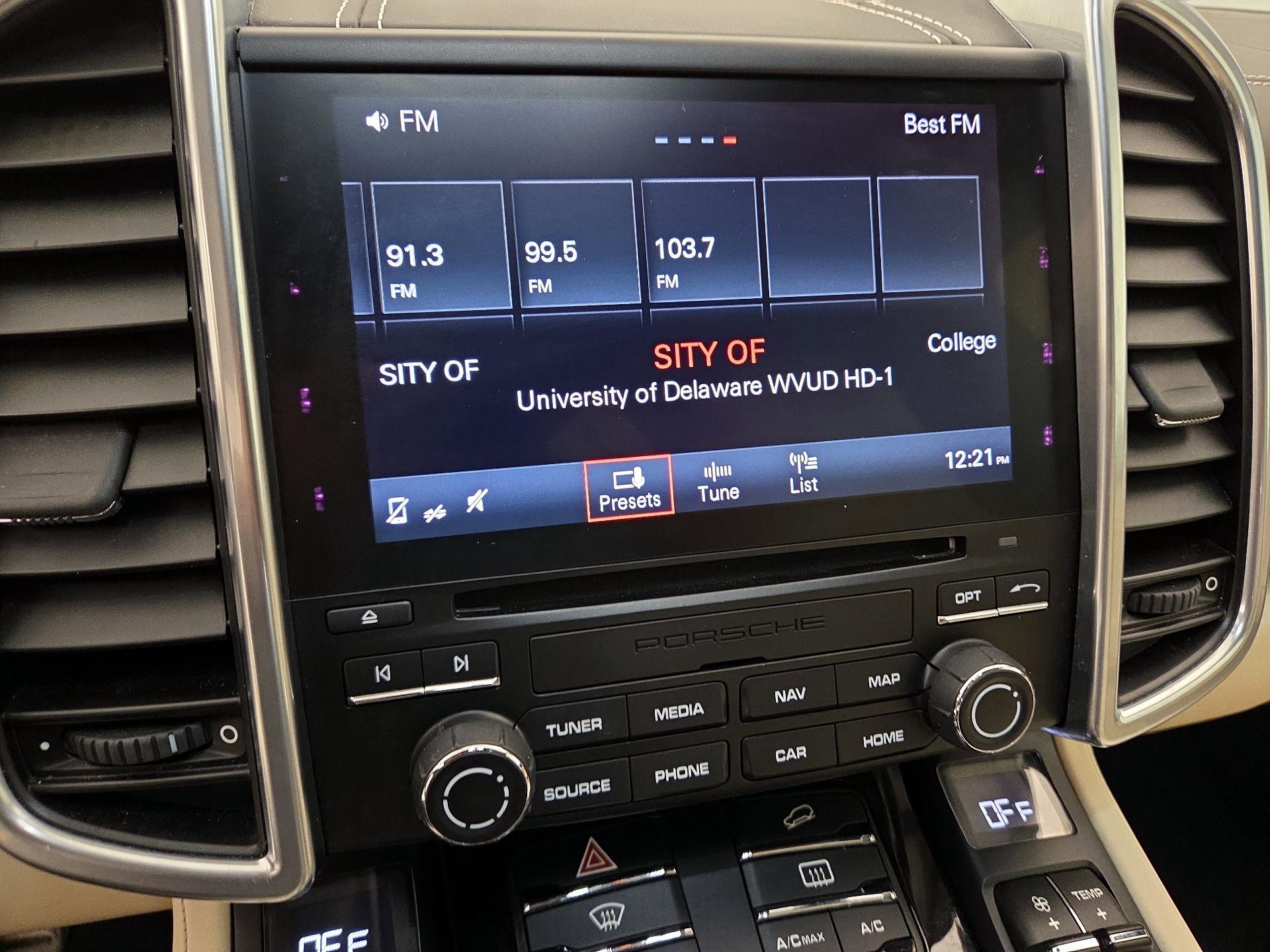 Thumbnail: 2017 Porsche Cayenne - 15