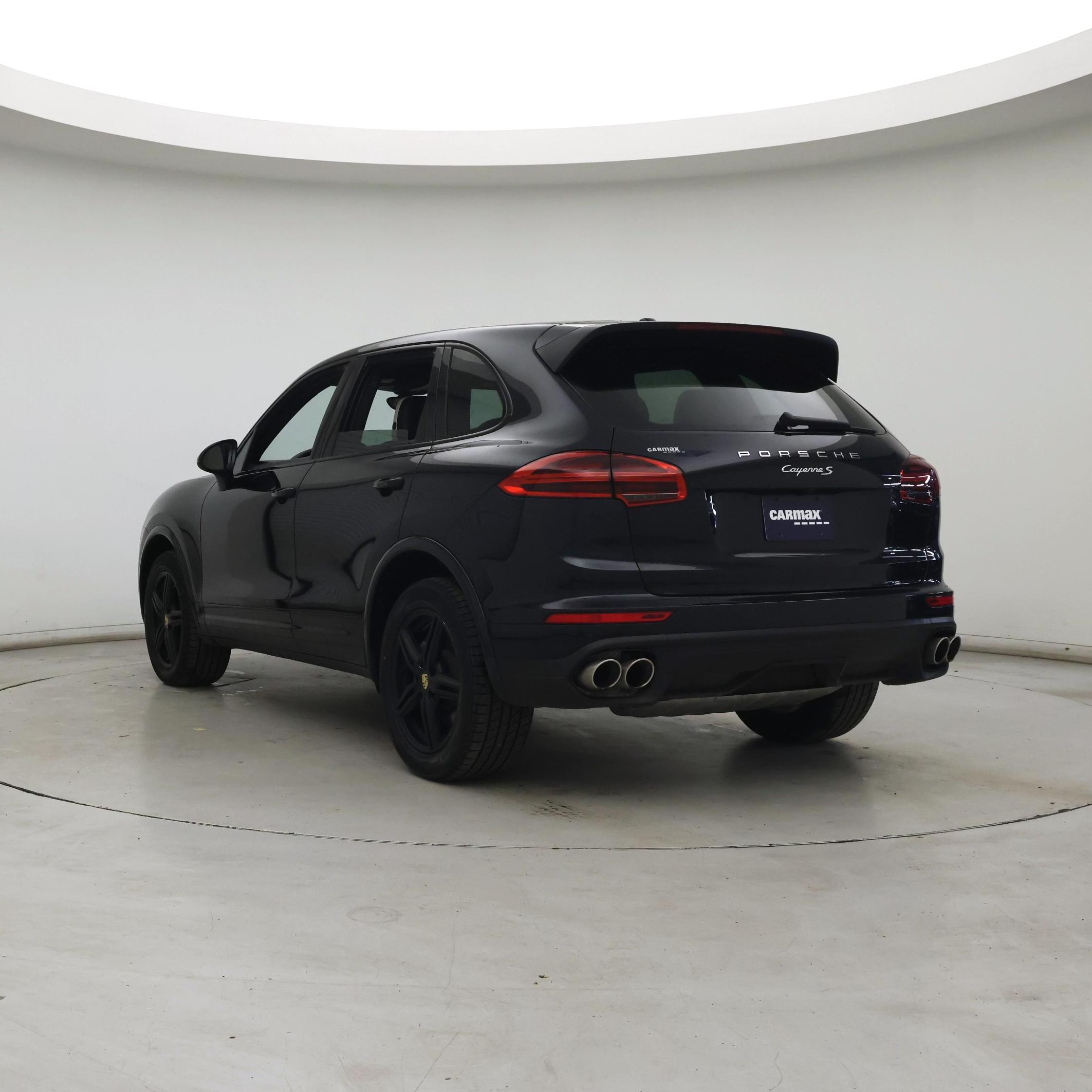 Thumbnail: 2017 Porsche Cayenne - 2
