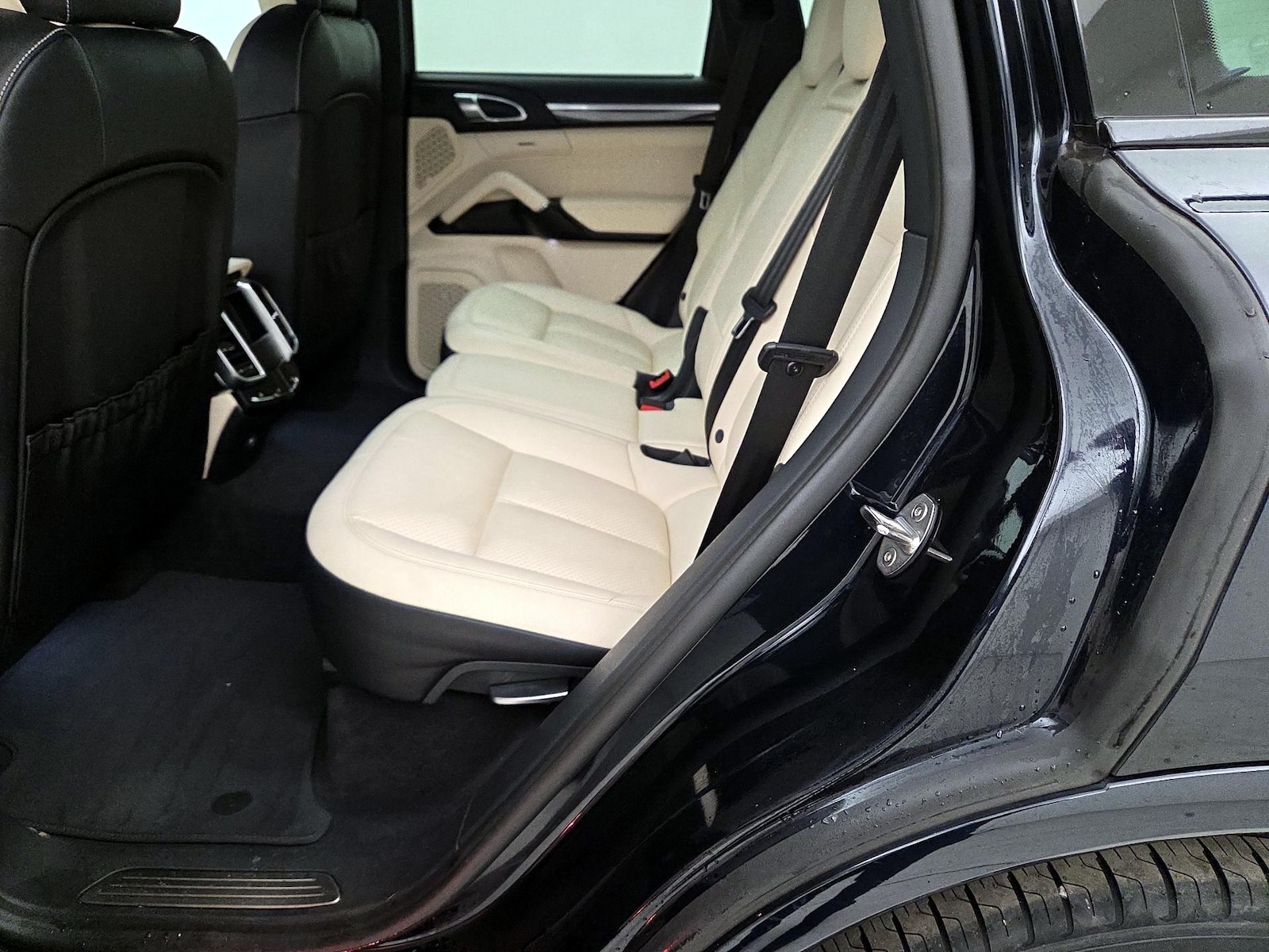 Rear Air Conditioning