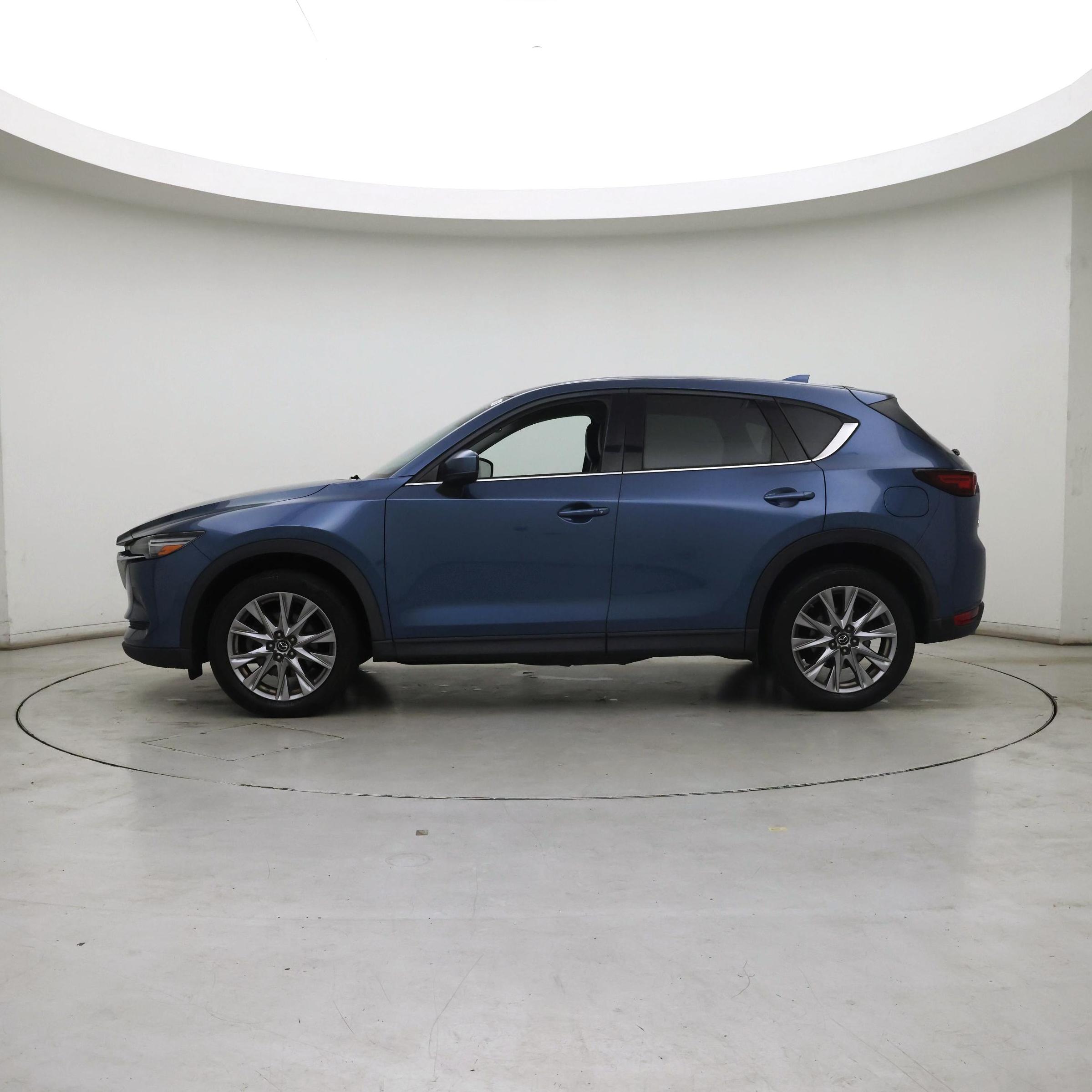 Thumbnail: 2019 Mazda CX-5 - 3