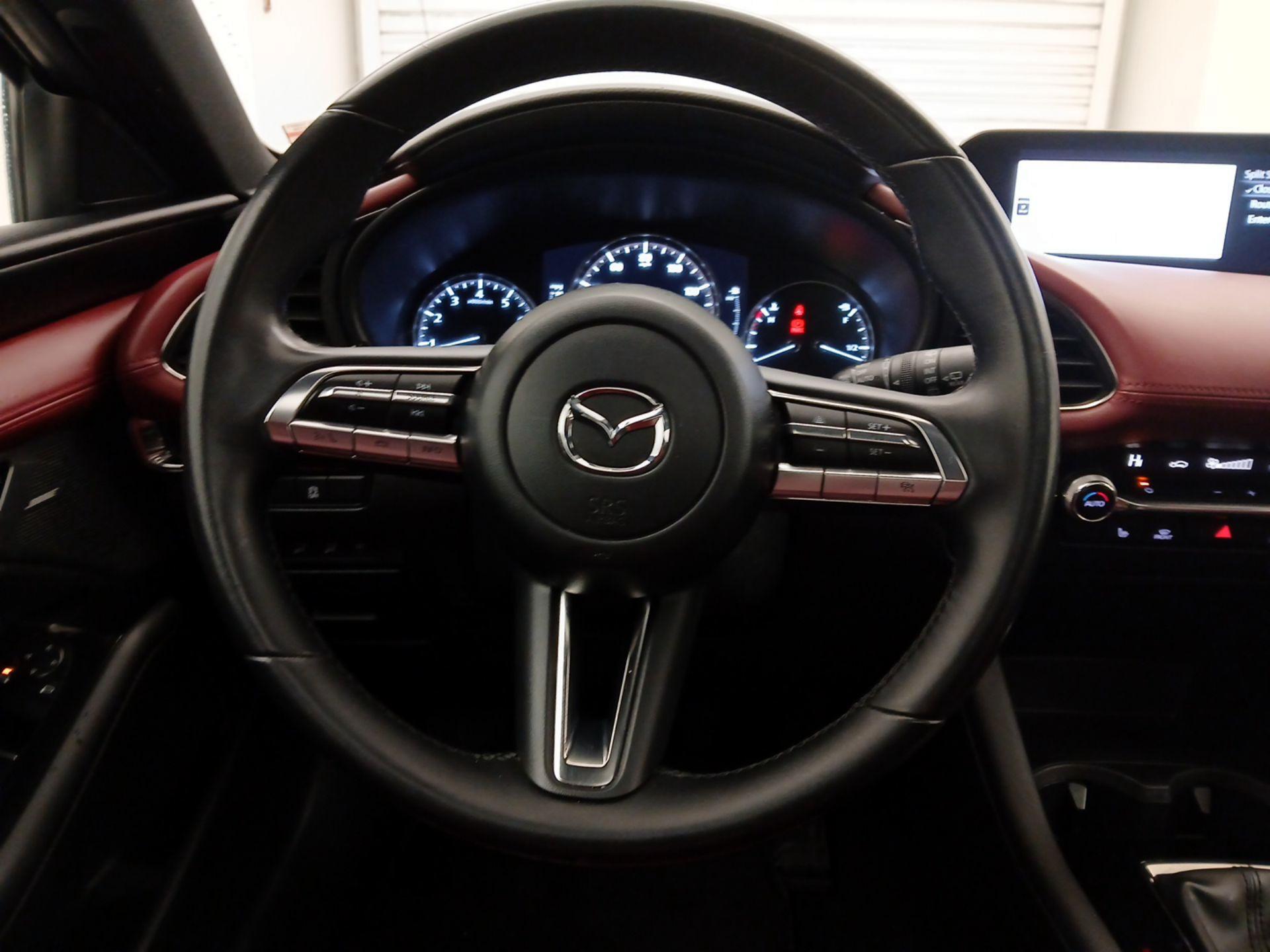 Thumbnail: 2022 Mazda Mazda3 - 10