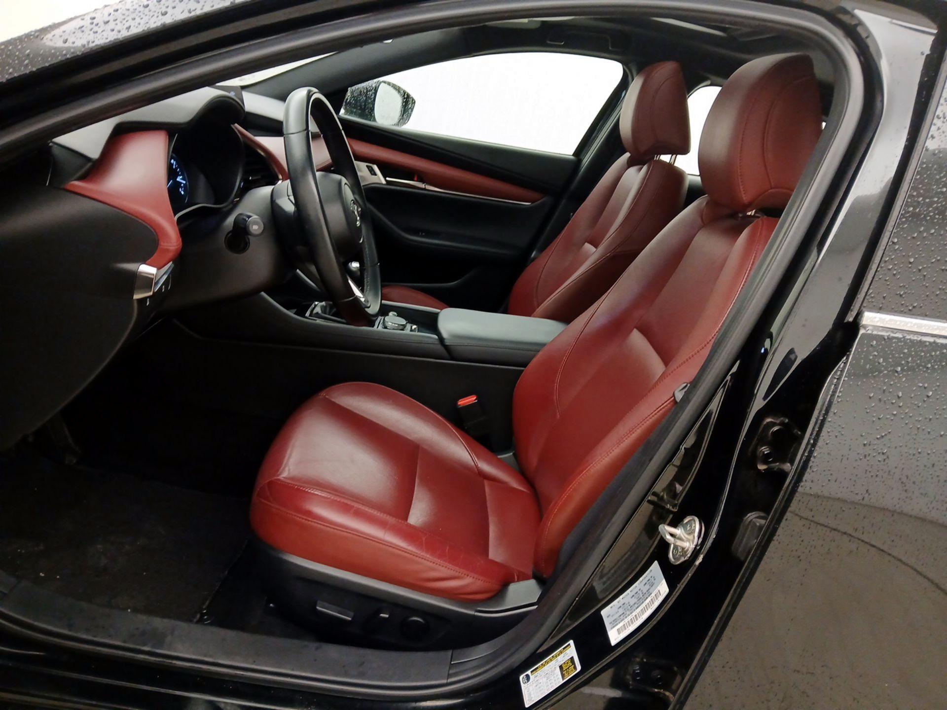 Thumbnail: 2022 Mazda Mazda3 - 11