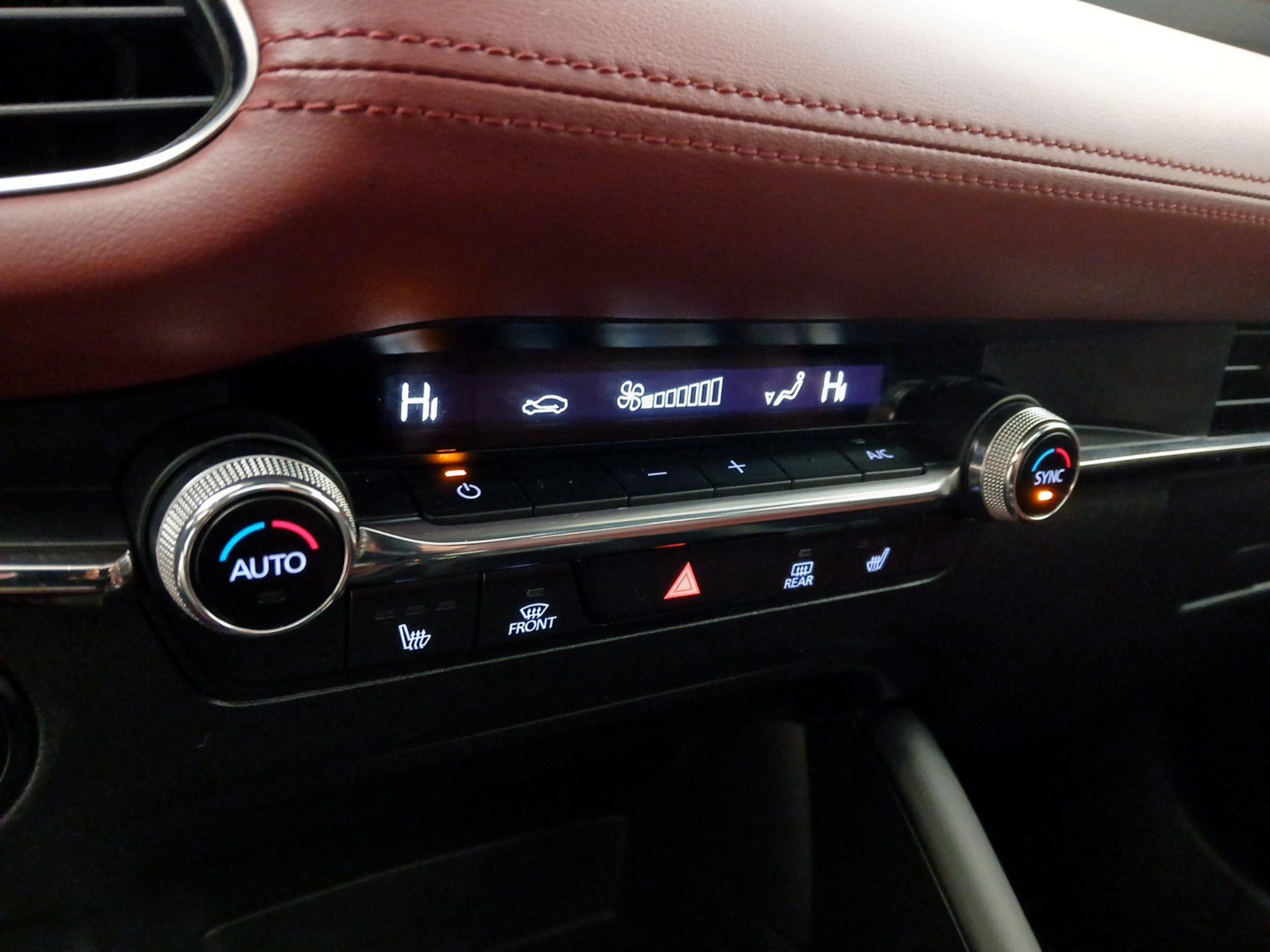 Thumbnail: 2022 Mazda Mazda3 - 17