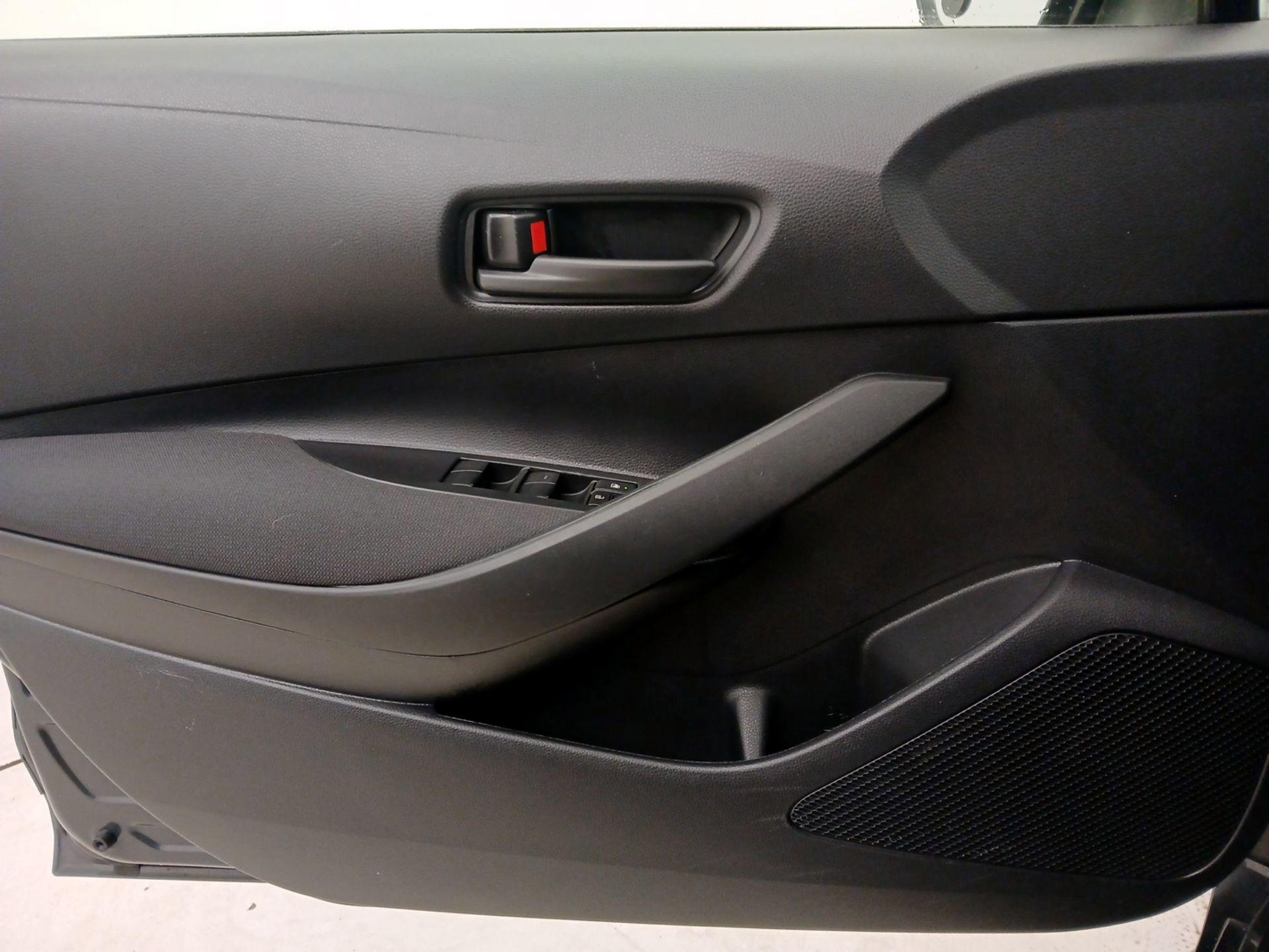 Thumbnail: 2023 Toyota Corolla - 12