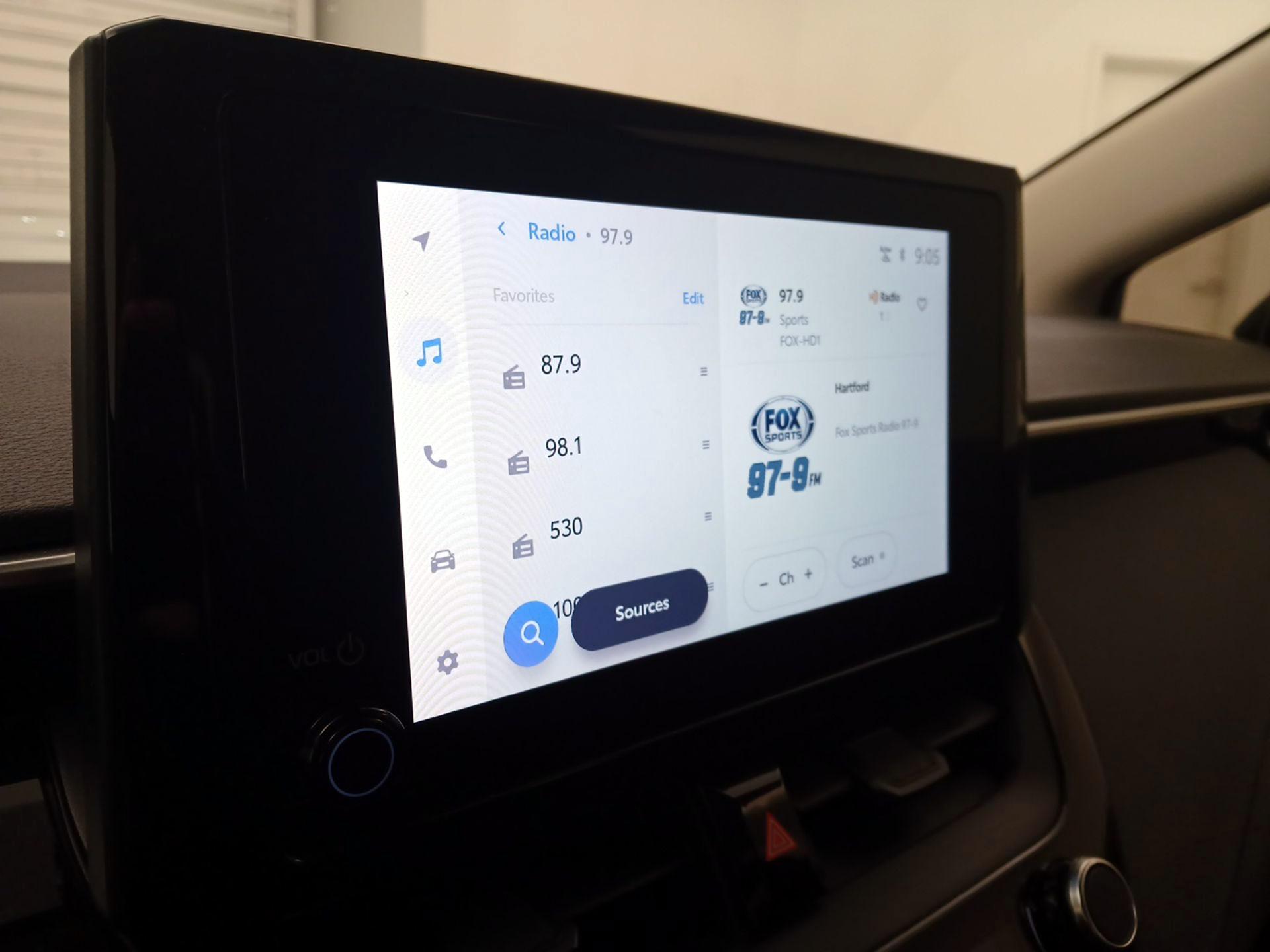 Thumbnail: 2023 Toyota Corolla - 15