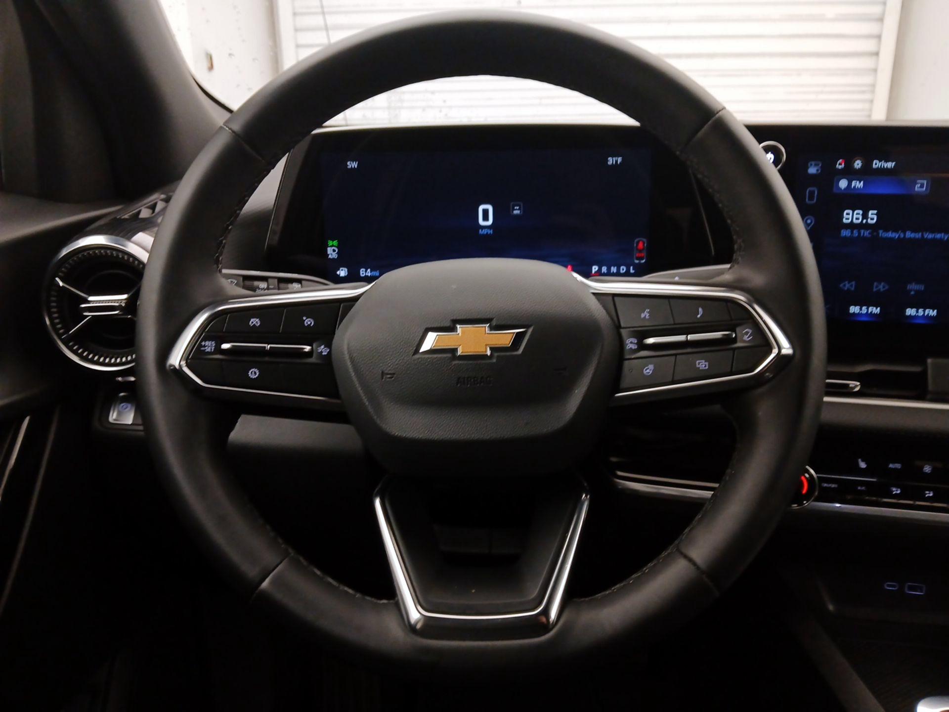 Thumbnail: 2026 Chevrolet Equinox - 10