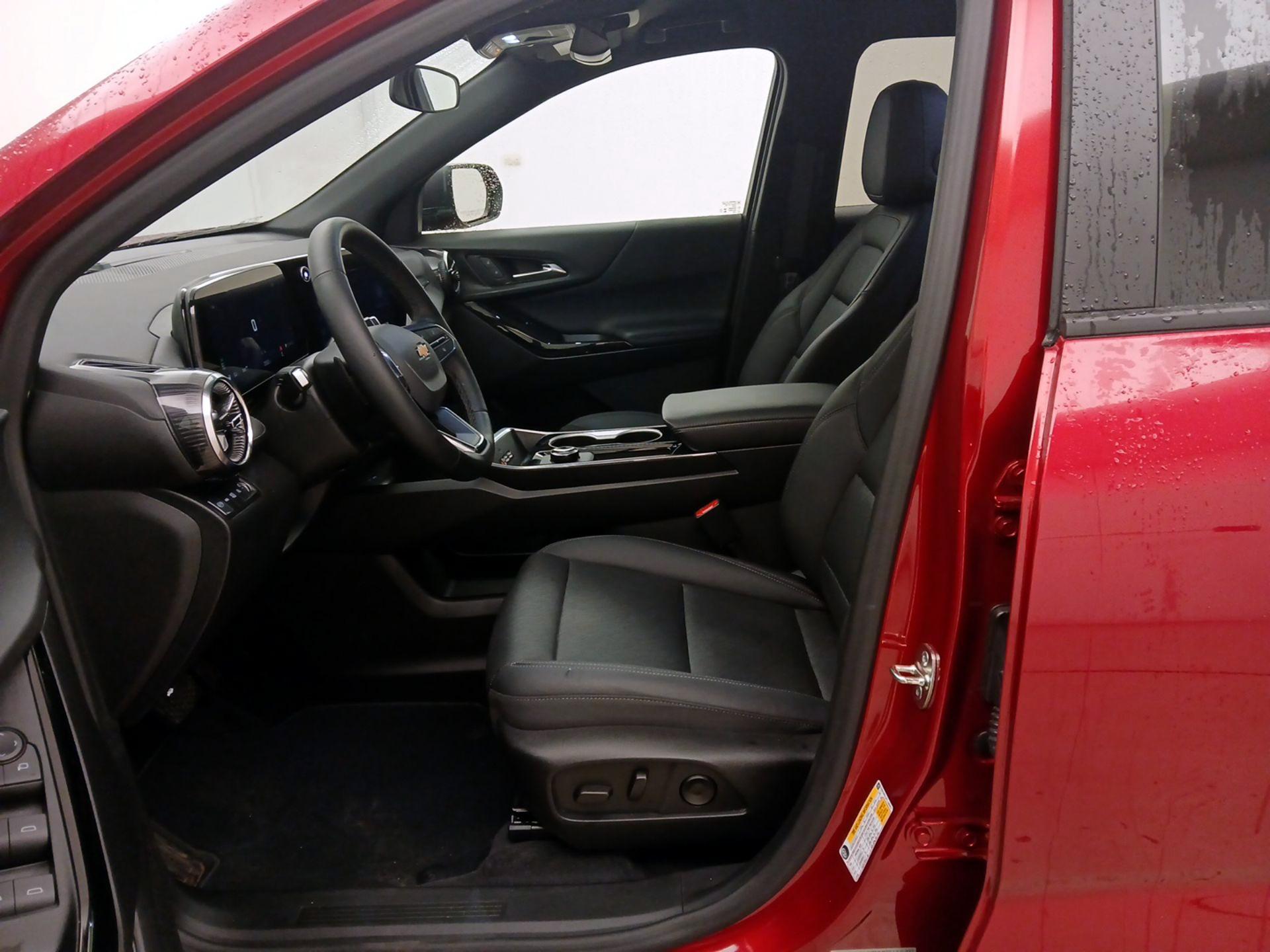 Thumbnail: 2026 Chevrolet Equinox - 11