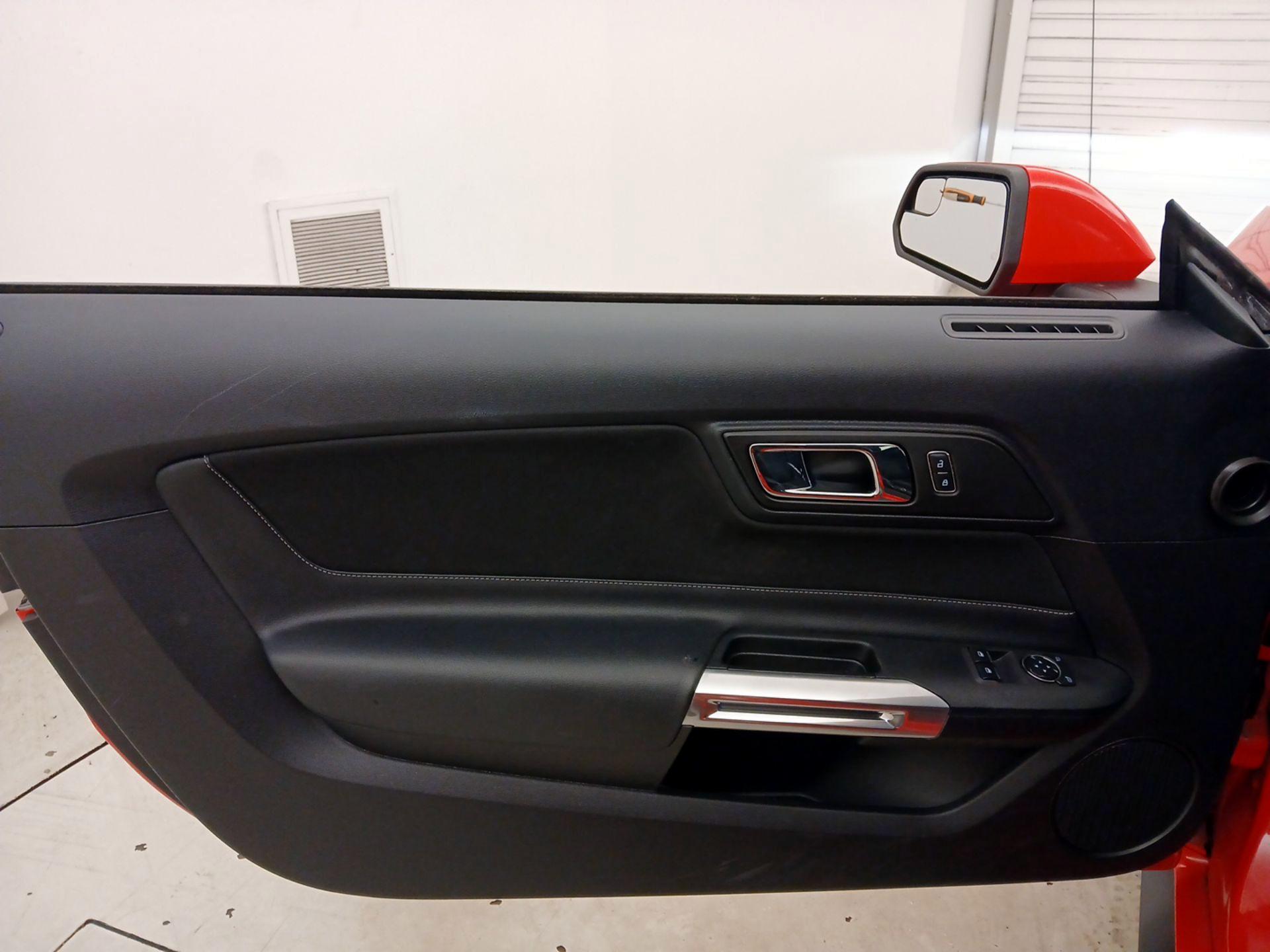 Thumbnail: 2015 Ford Mustang - 12