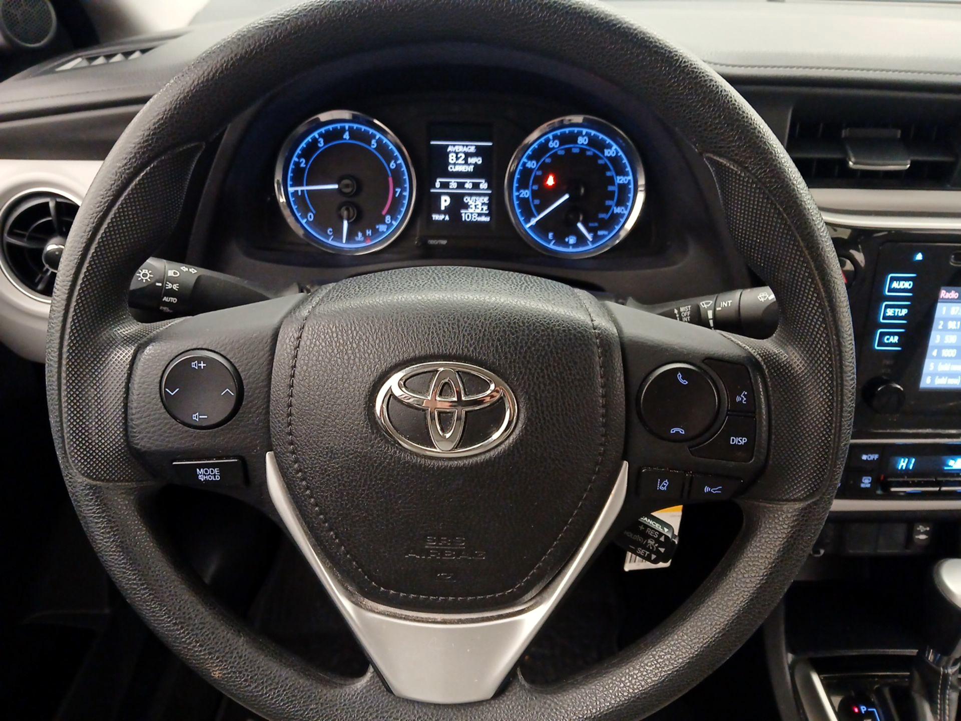 Thumbnail: 2018 Toyota Corolla - 10