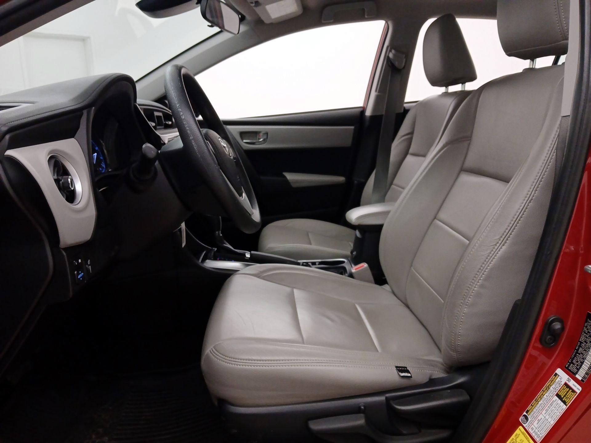 Thumbnail: 2018 Toyota Corolla - 11