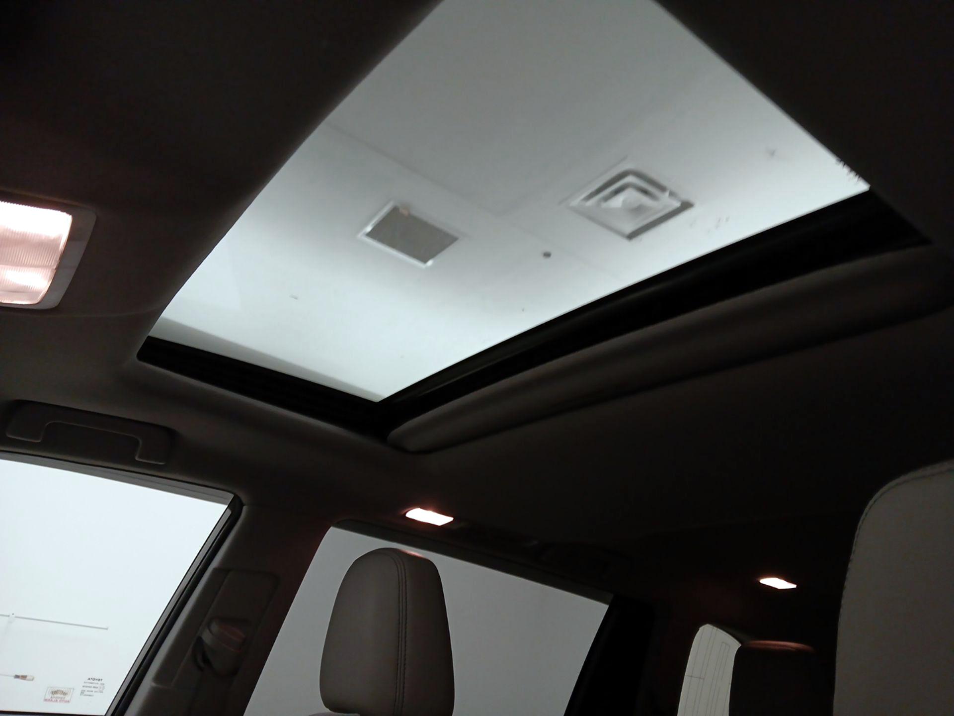 Thumbnail: 2018 Toyota Highlander - 19