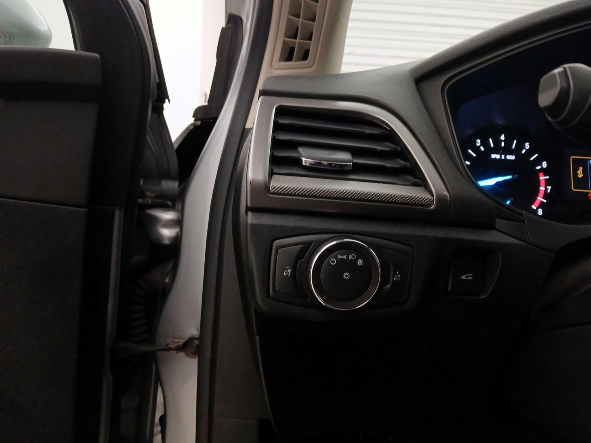 Thumbnail: 2020 Ford Fusion - 13