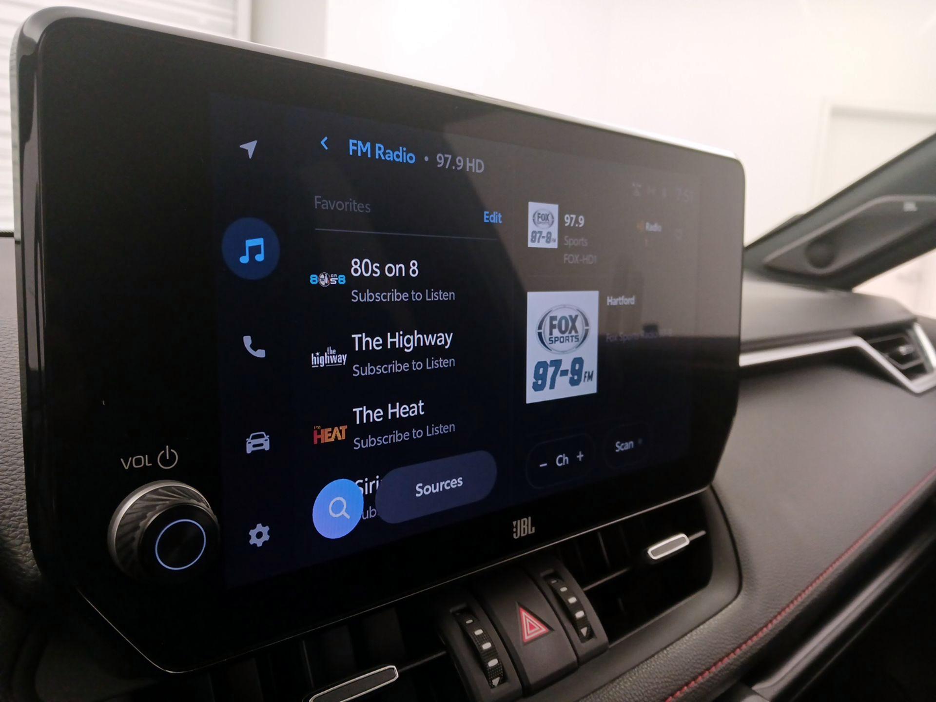 Thumbnail: 2023 Toyota RAV4 - 15