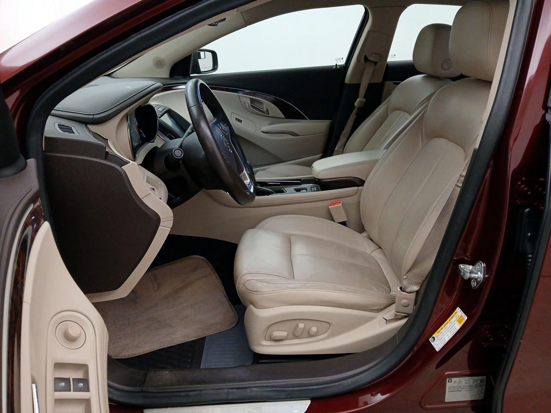 Thumbnail: 2015 Buick LaCrosse - 11