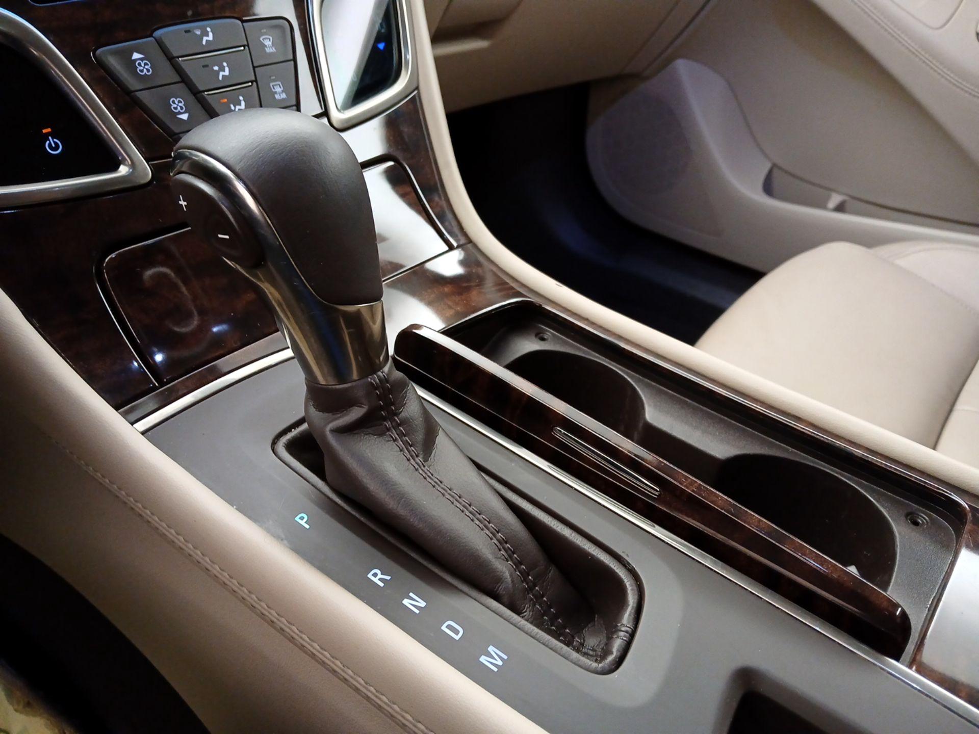 Thumbnail: 2015 Buick LaCrosse - 17