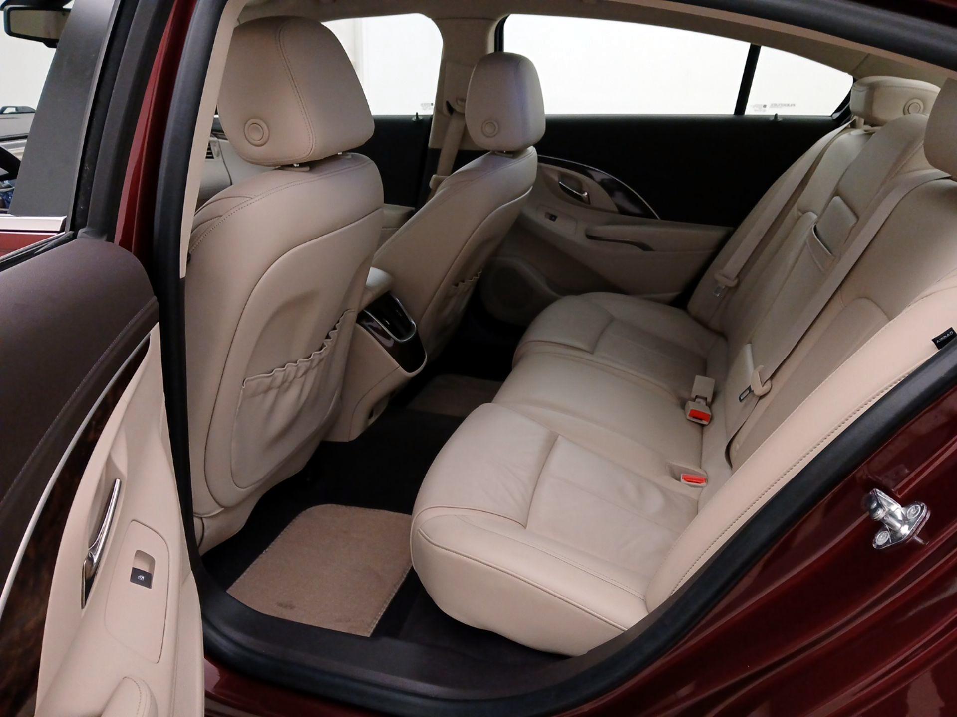 Thumbnail: 2015 Buick LaCrosse - 19