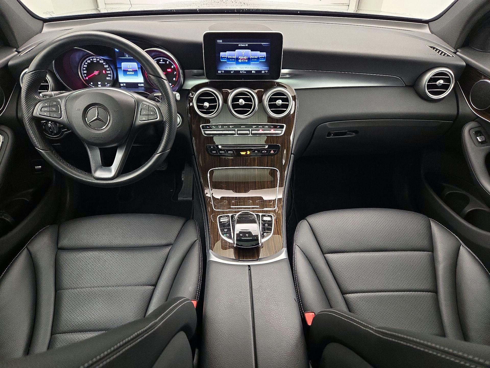 Thumbnail: 2017 Mercedes-Benz GLC - 9