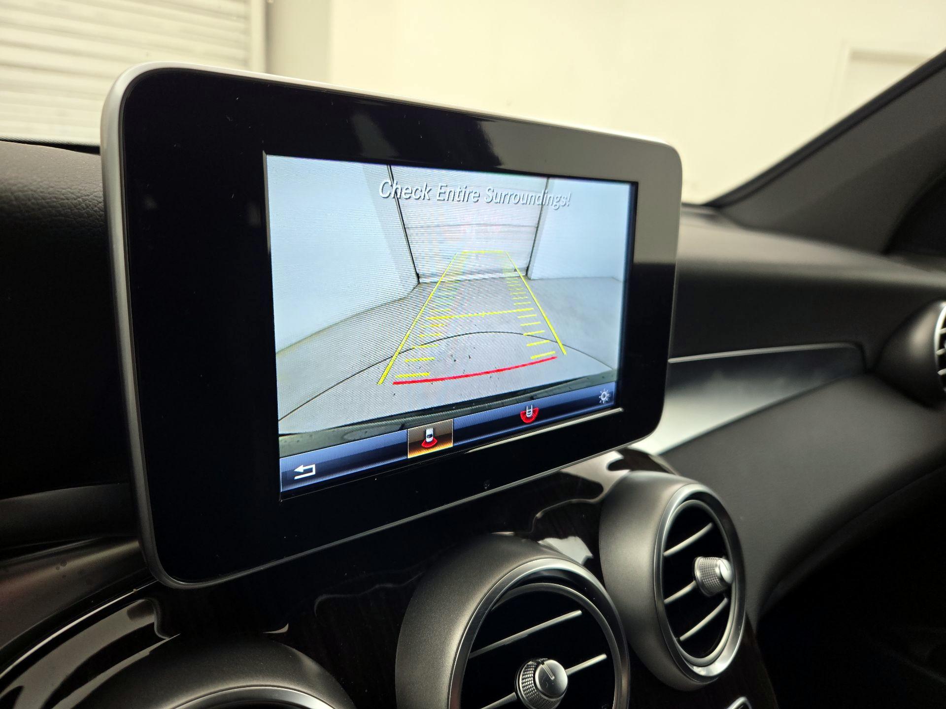 Thumbnail: 2017 Mercedes-Benz GLC - 14