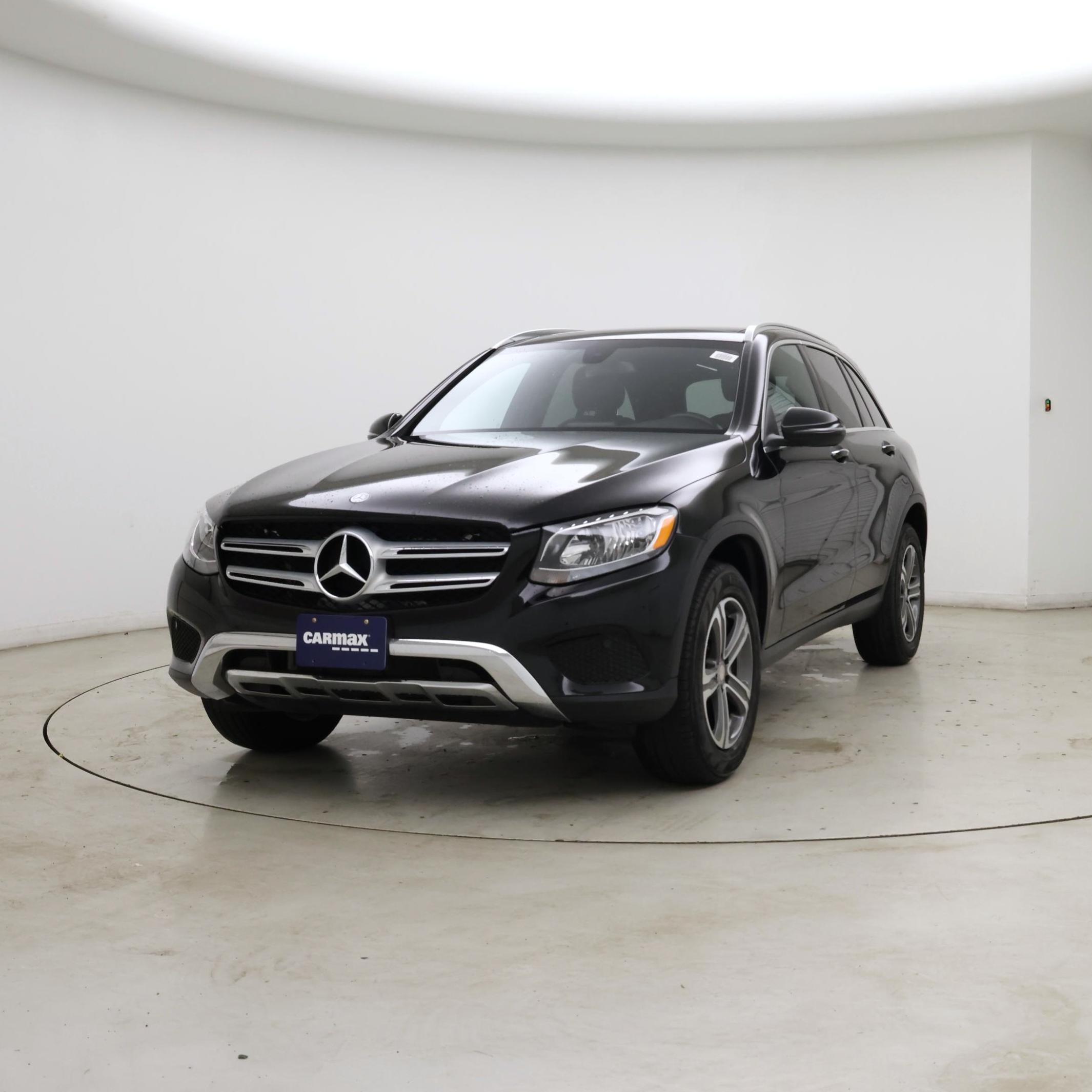 Thumbnail: 2017 Mercedes-Benz GLC - 4