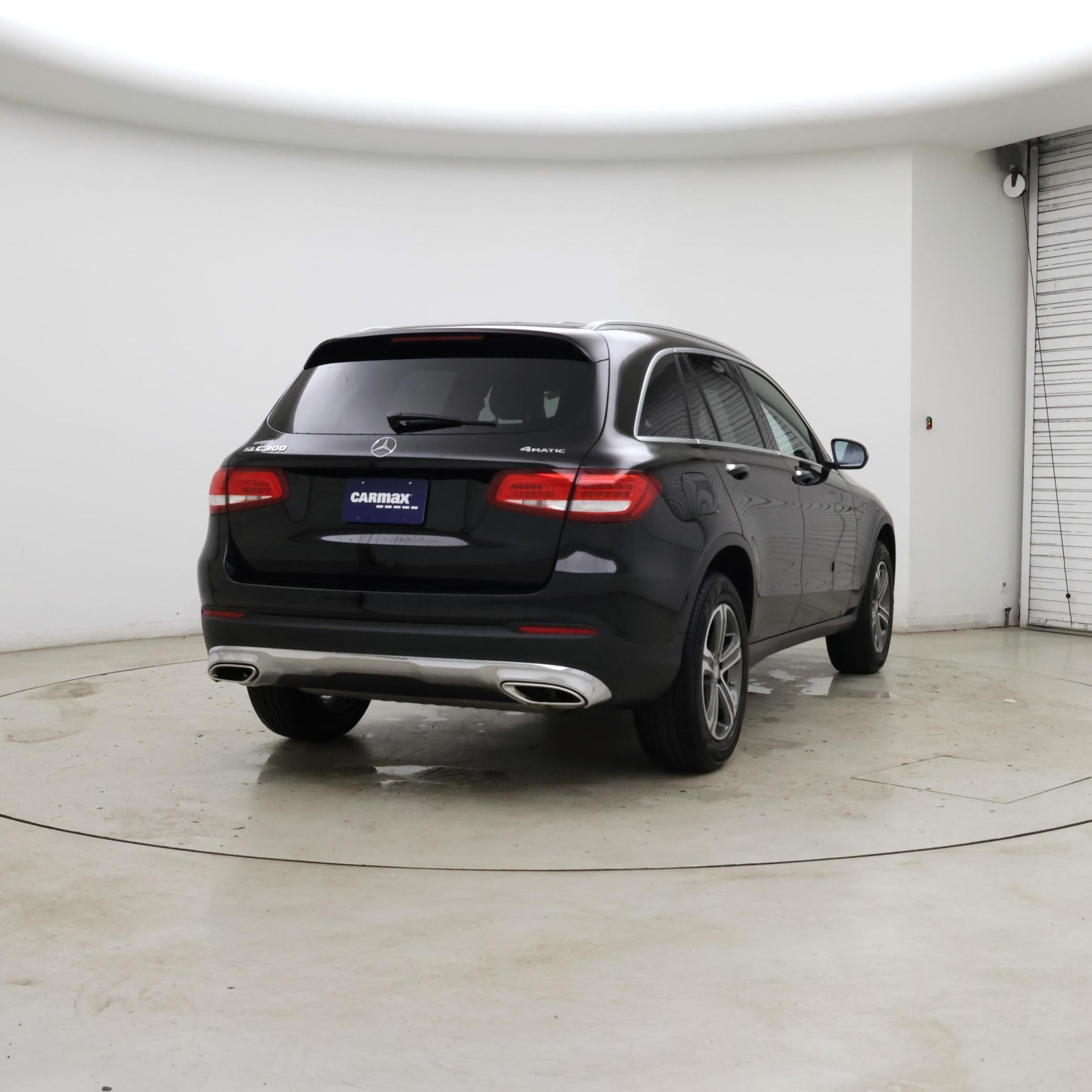 Thumbnail: 2017 Mercedes-Benz GLC - 8