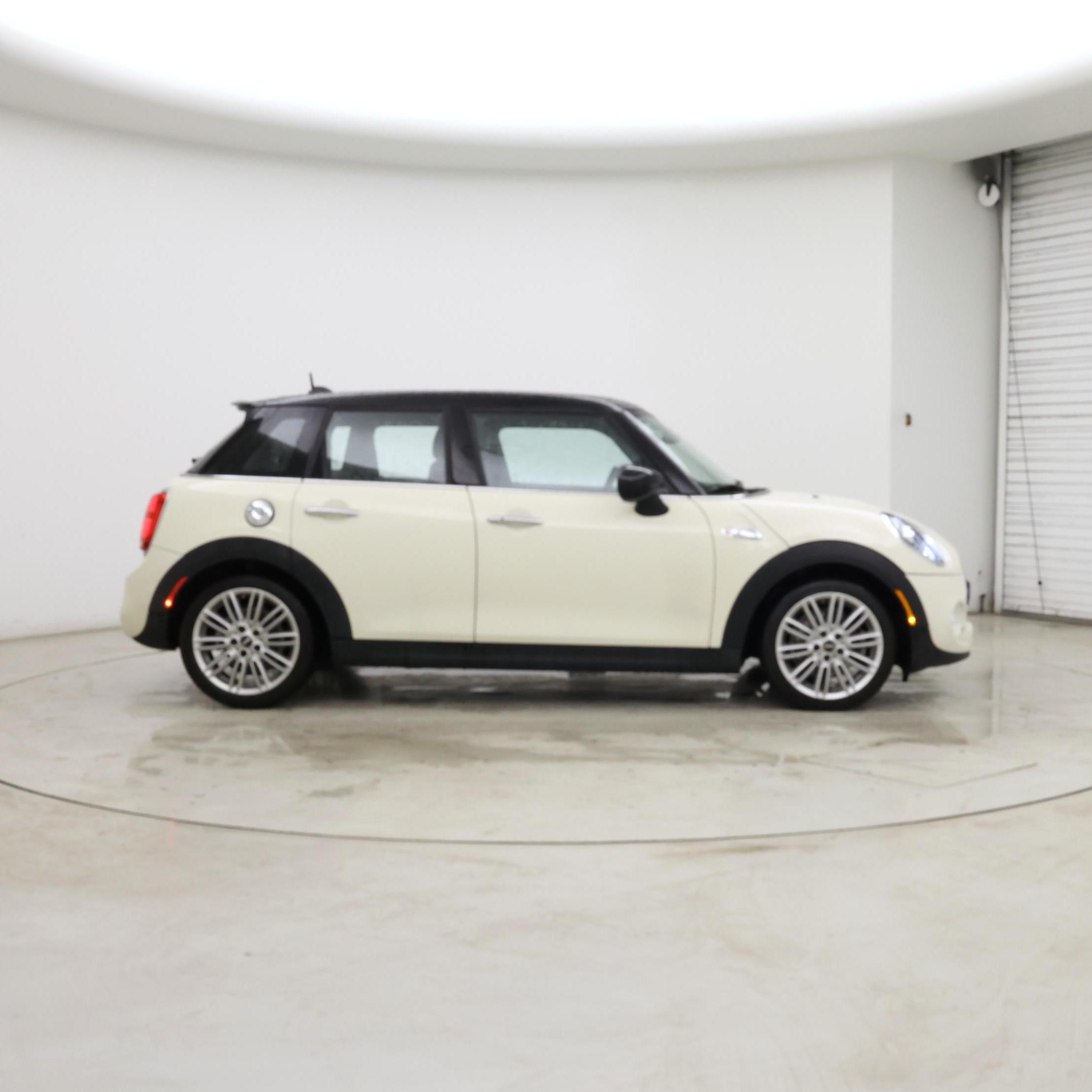 Thumbnail: 2020 MINI Cooper Hardtop - 7