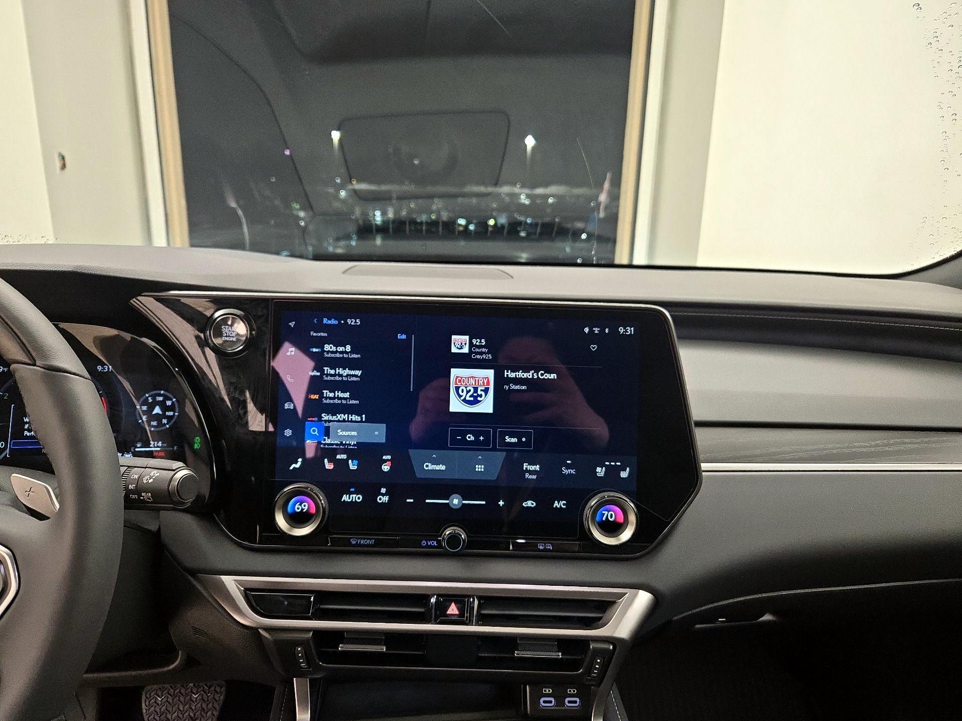 Thumbnail: 2025 Lexus RX - 9