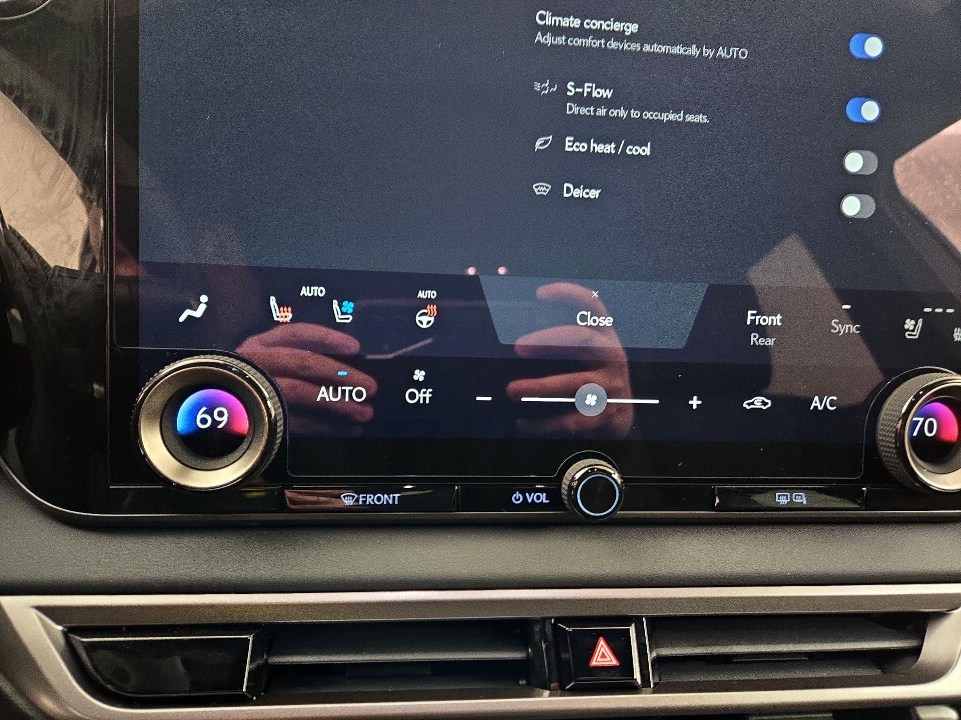 Thumbnail: 2025 Lexus RX - 16