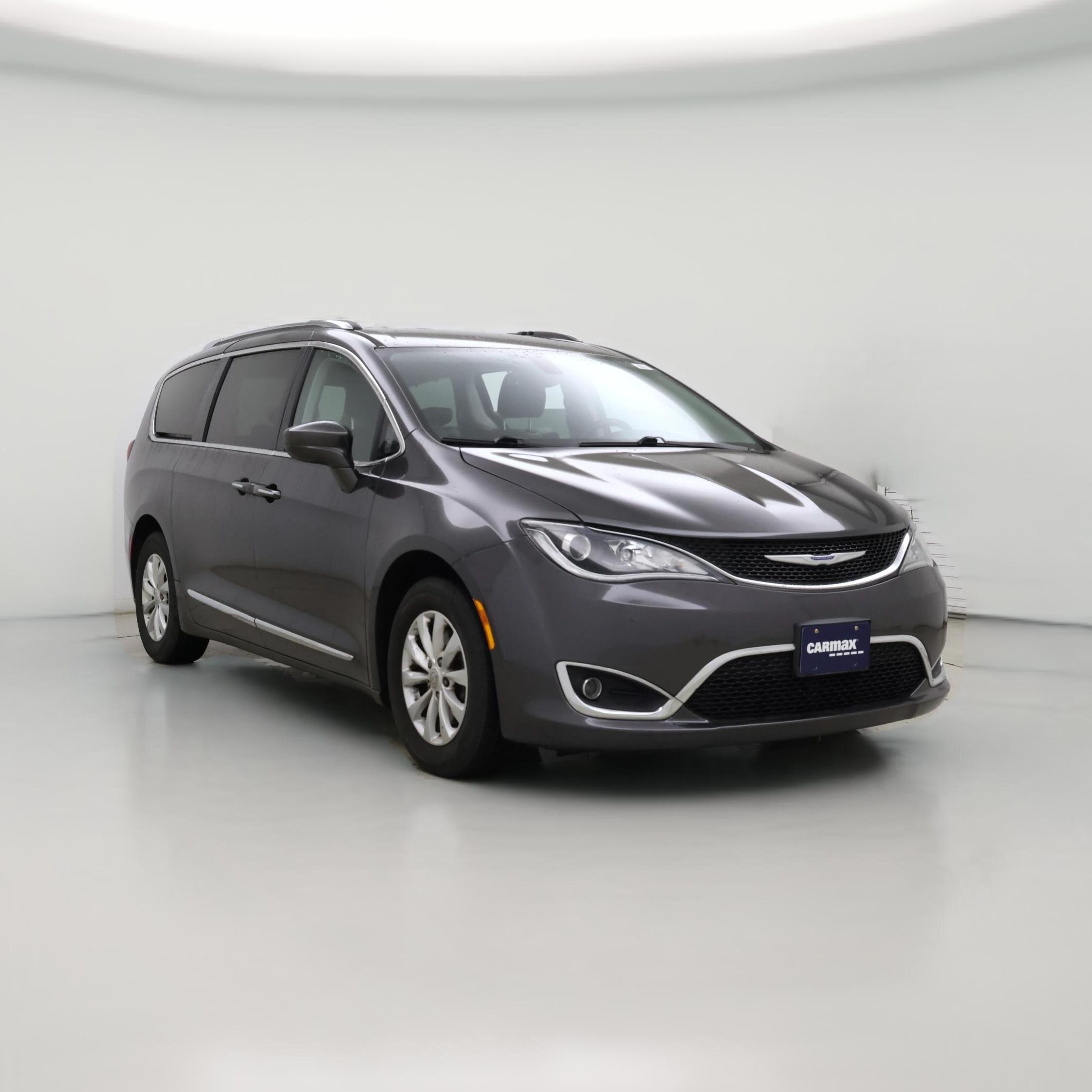 Thumbnail: 2019 Chrysler Pacifica - 1