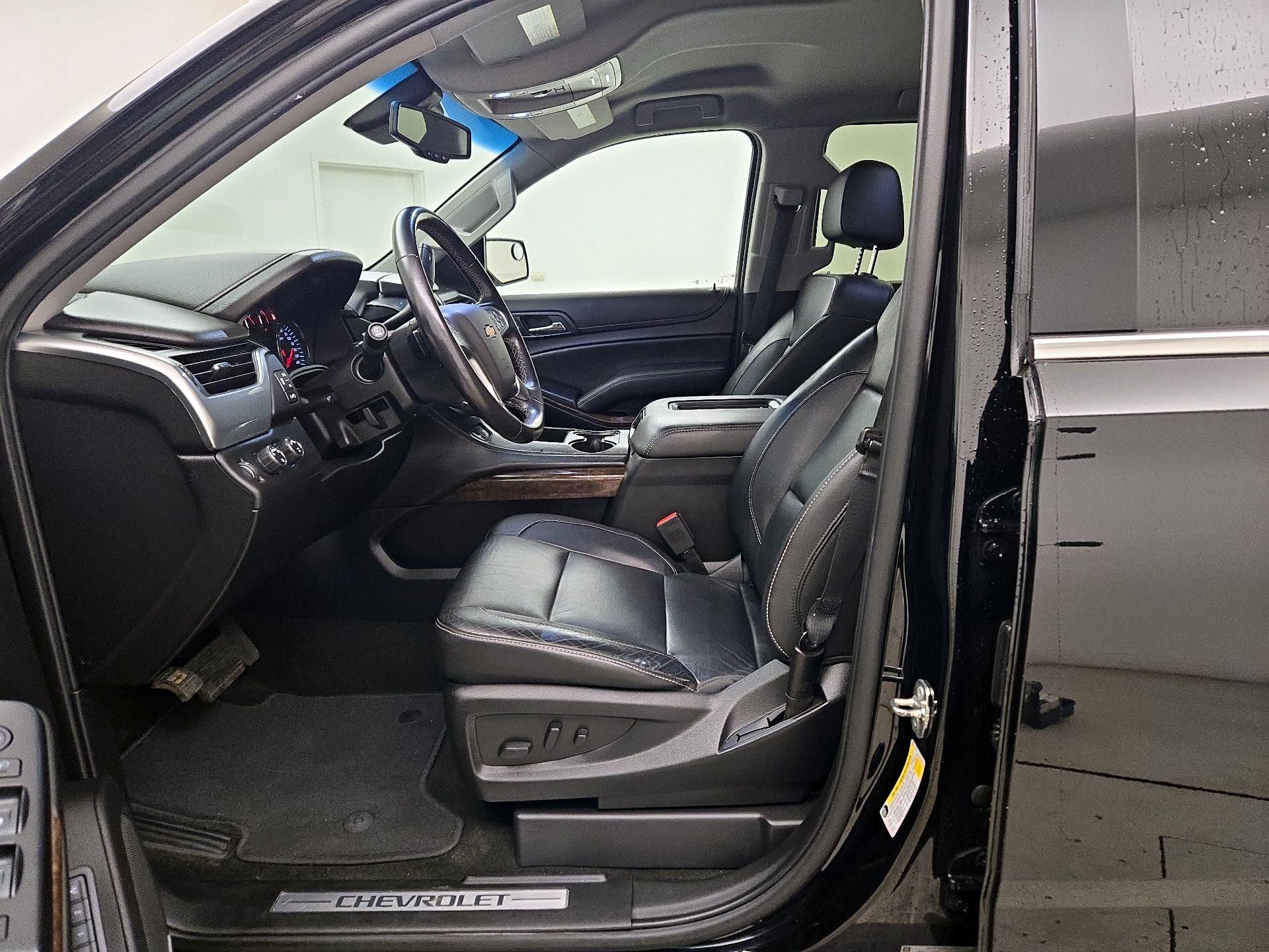 Thumbnail: 2018 Chevrolet Tahoe - 11