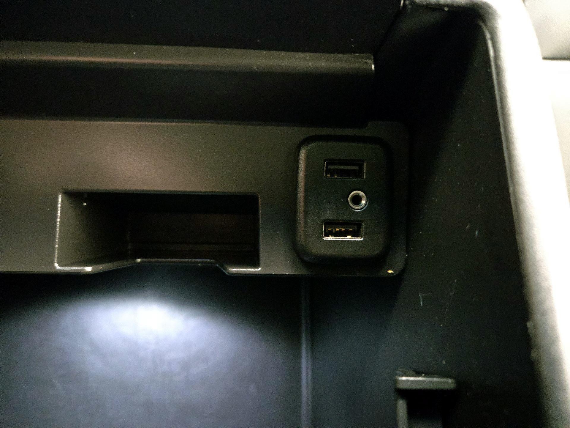 Thumbnail: 2018 Chevrolet Tahoe - 18