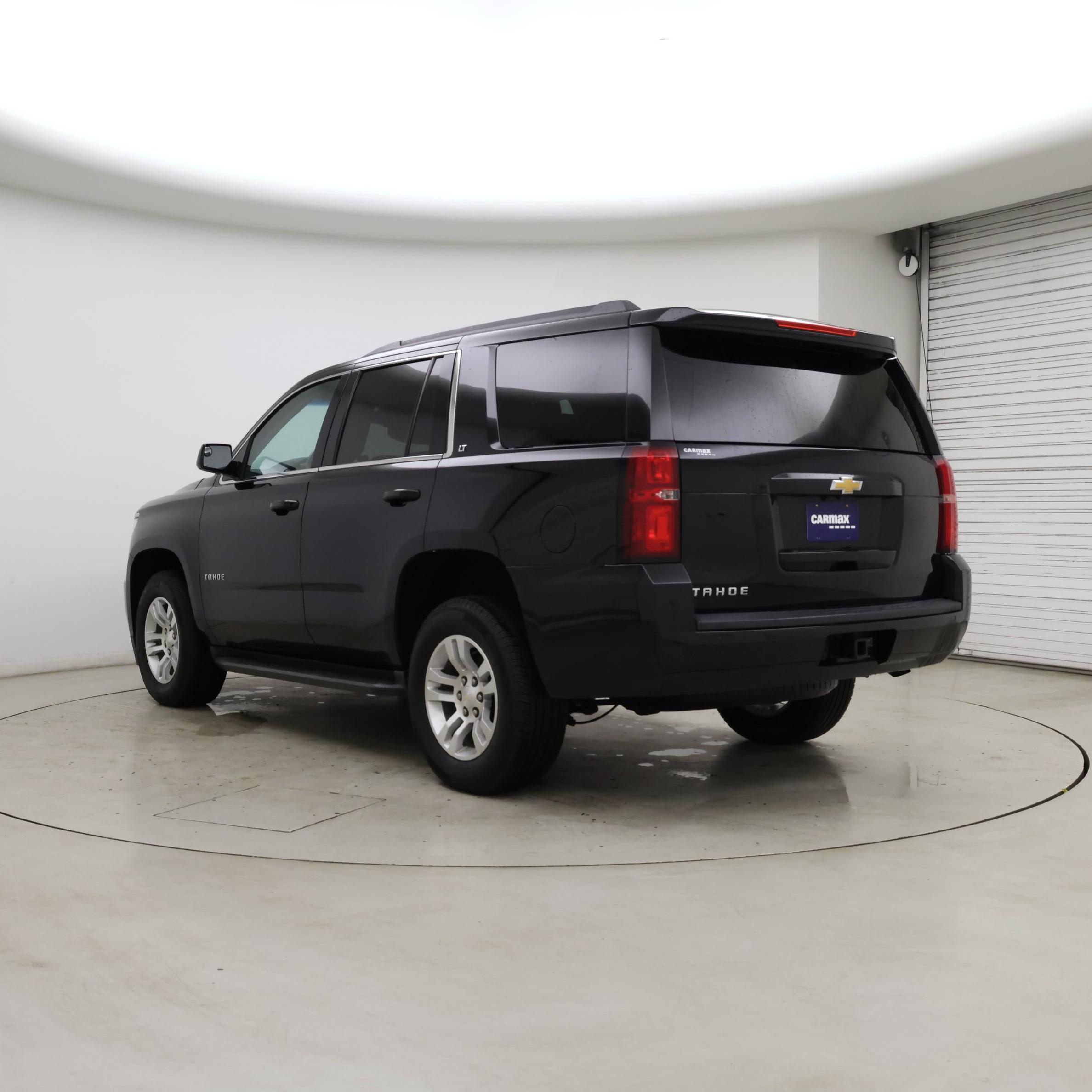 Thumbnail: 2018 Chevrolet Tahoe - 2