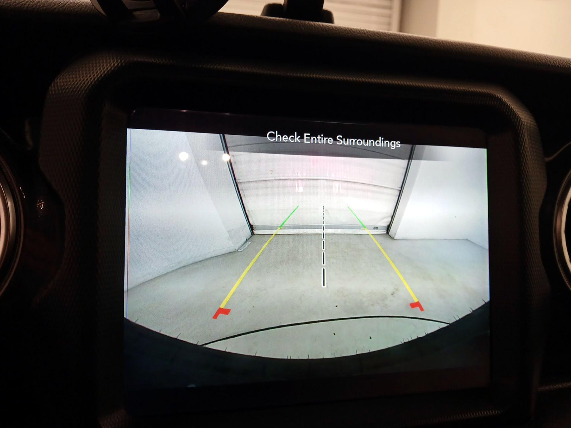 Thumbnail: 2021 Jeep Wrangler - 15