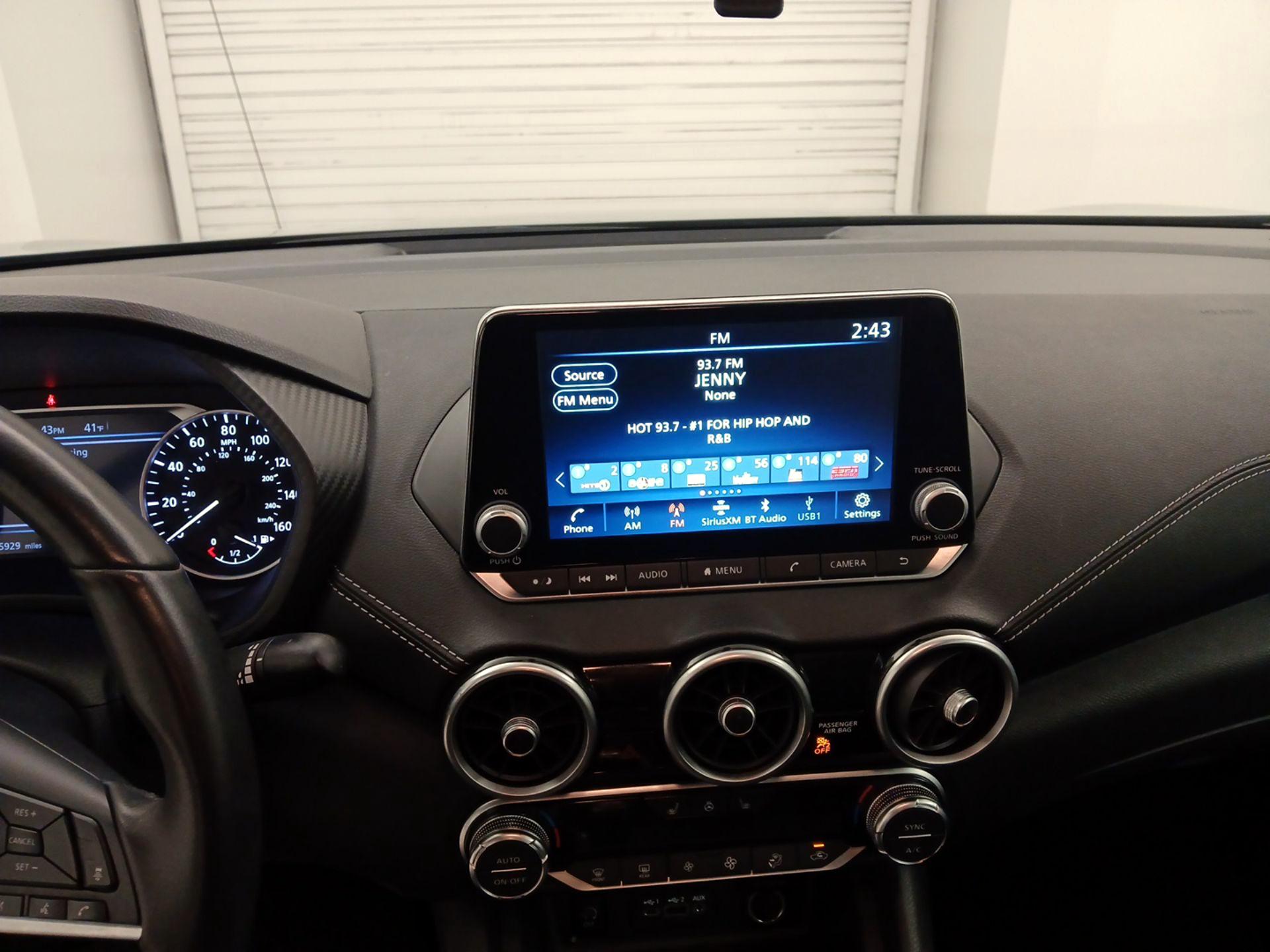 Thumbnail: 2024 Nissan Sentra - 9