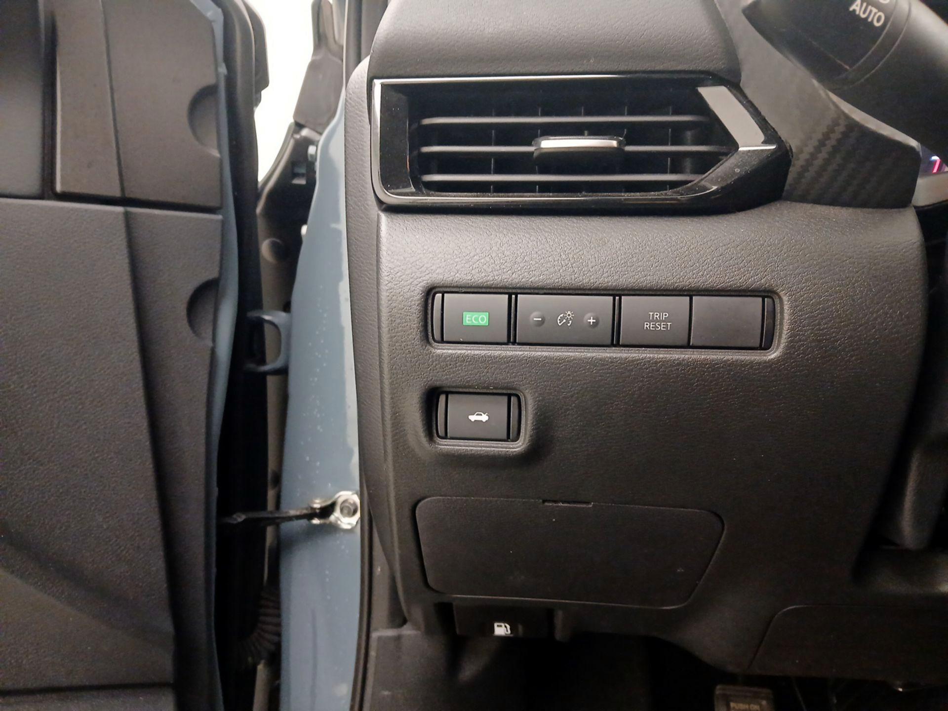 Thumbnail: 2024 Nissan Sentra - 13