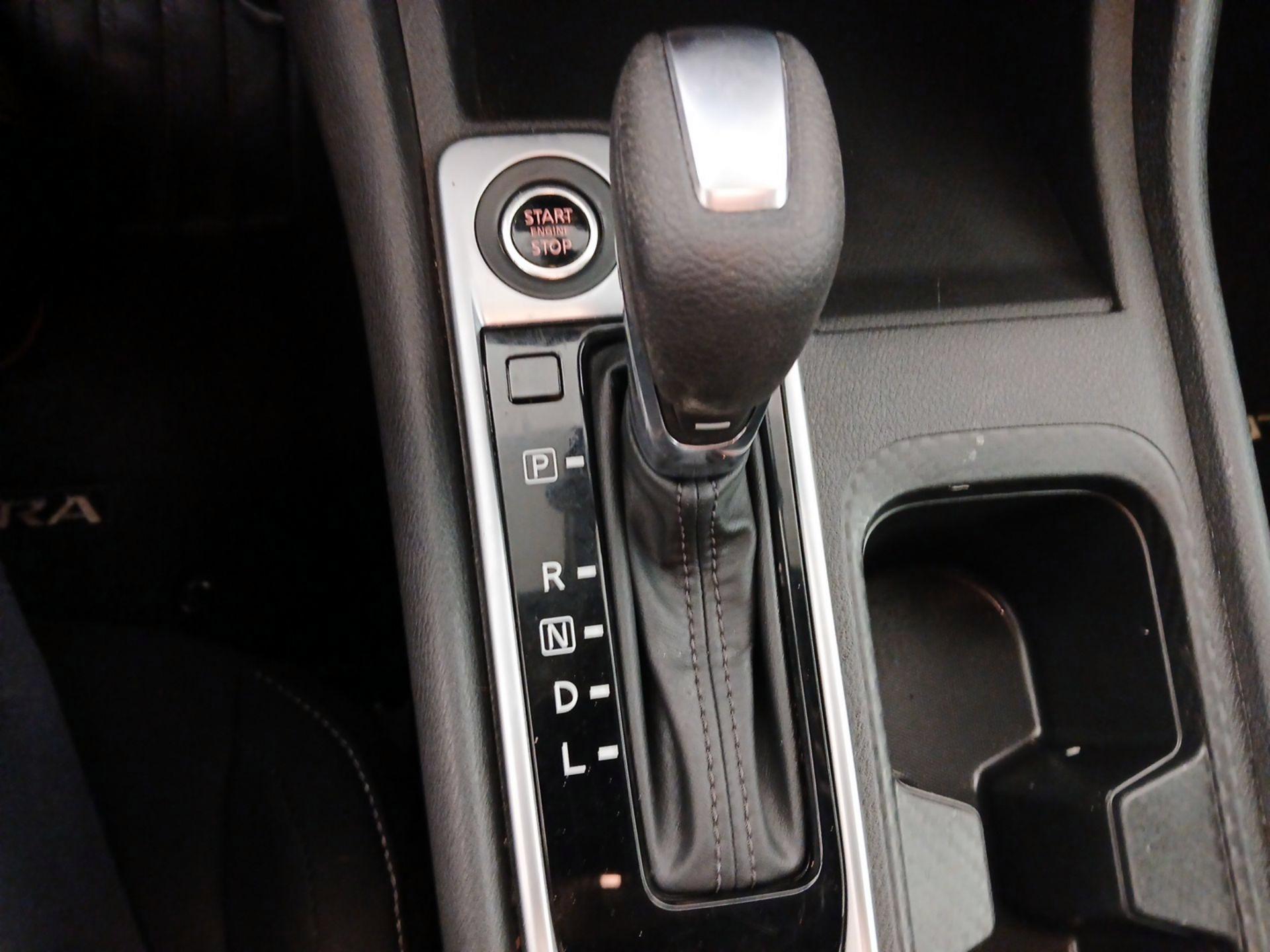 Thumbnail: 2024 Nissan Sentra - 17