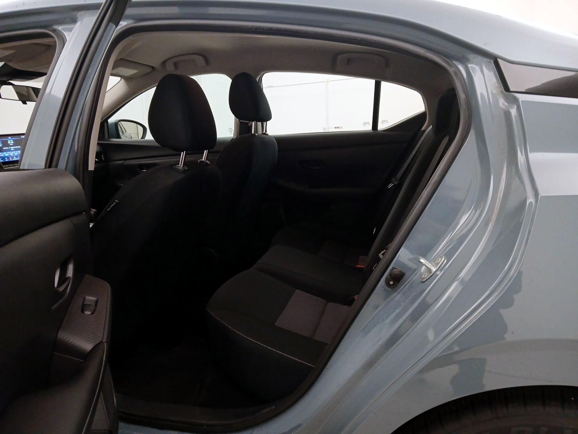 Thumbnail: 2024 Nissan Sentra - 19