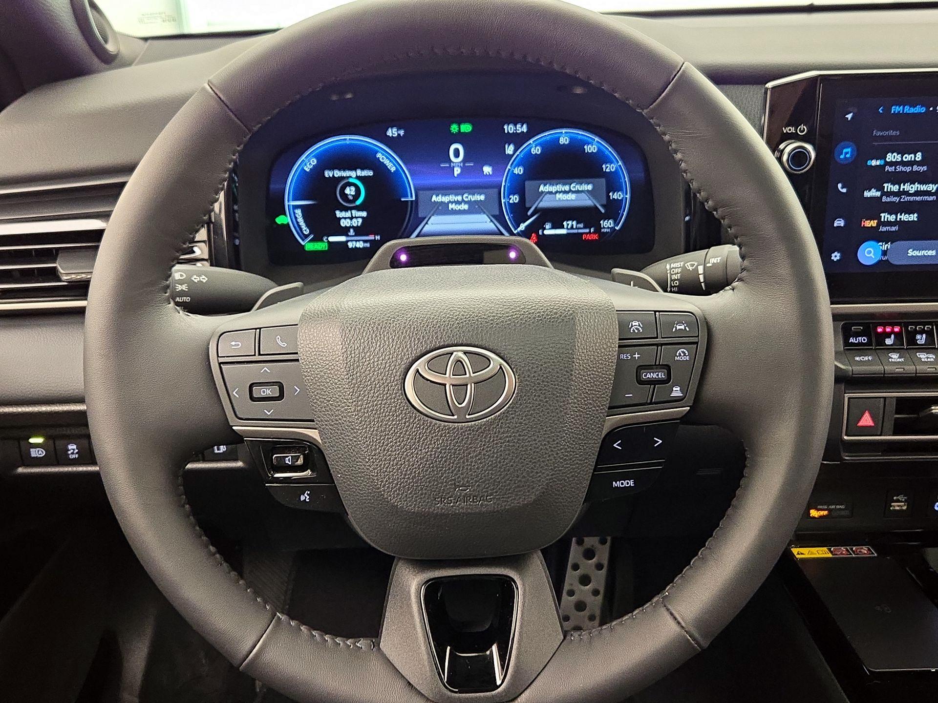 Thumbnail: 2025 Toyota Camry - 10