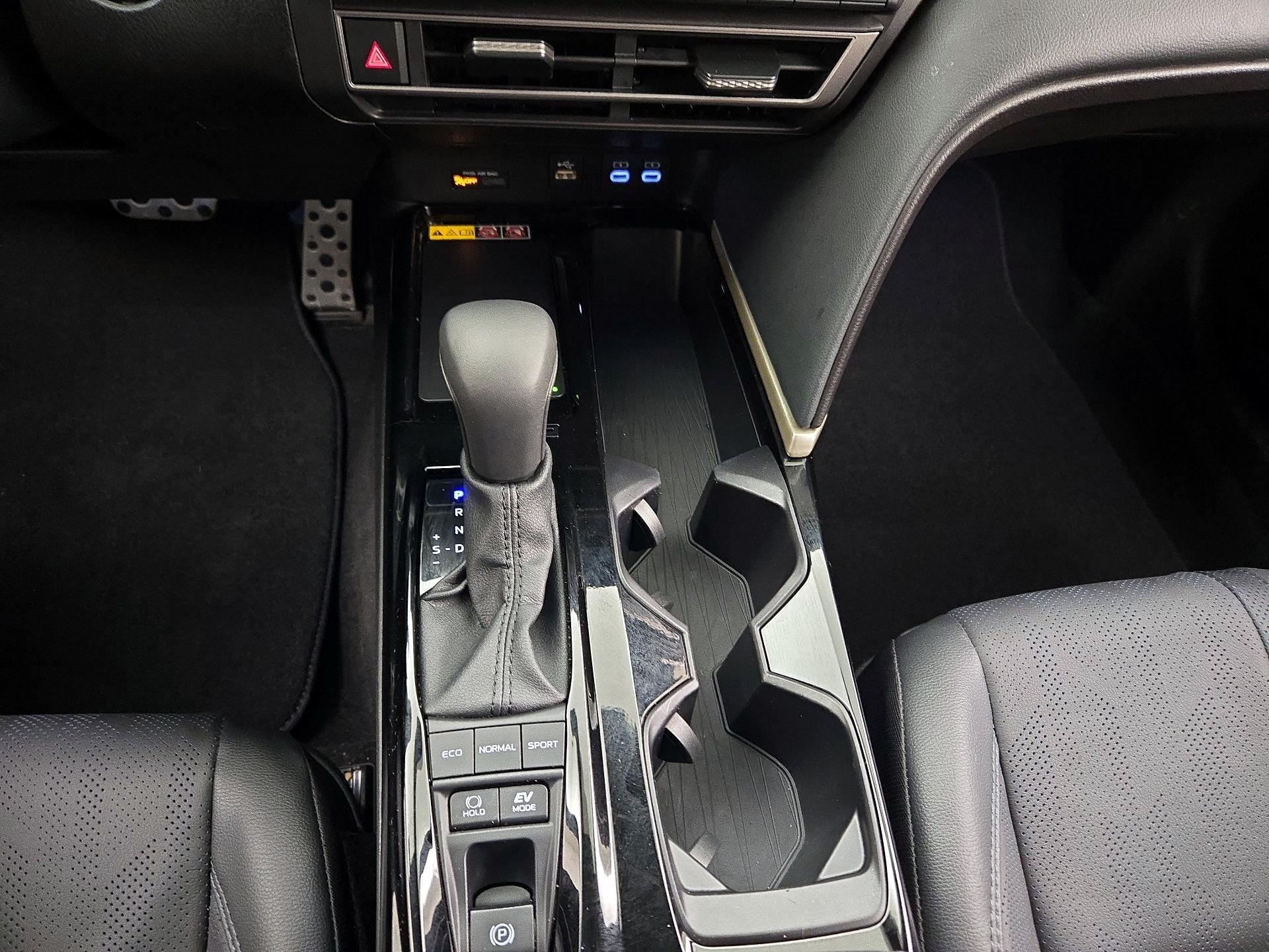 Thumbnail: 2025 Toyota Camry - 17