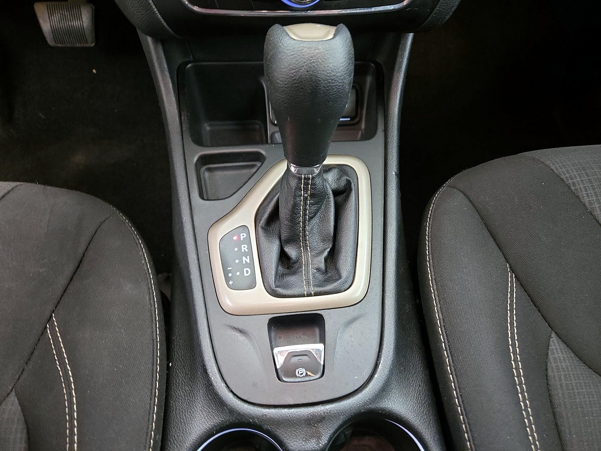 Thumbnail: 2015 Jeep Cherokee - 17