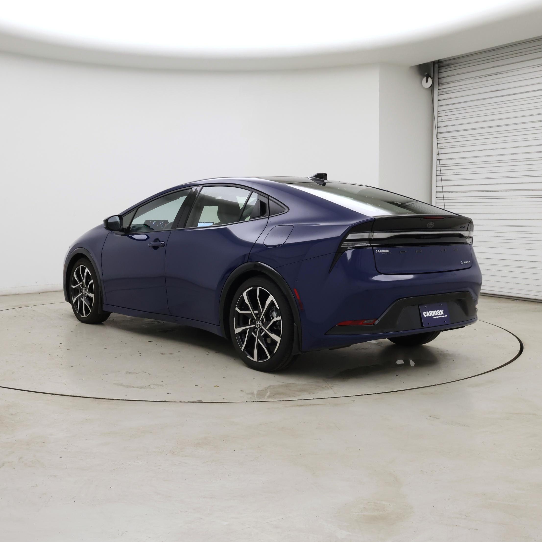 Thumbnail: 2025 Toyota Prius - 2