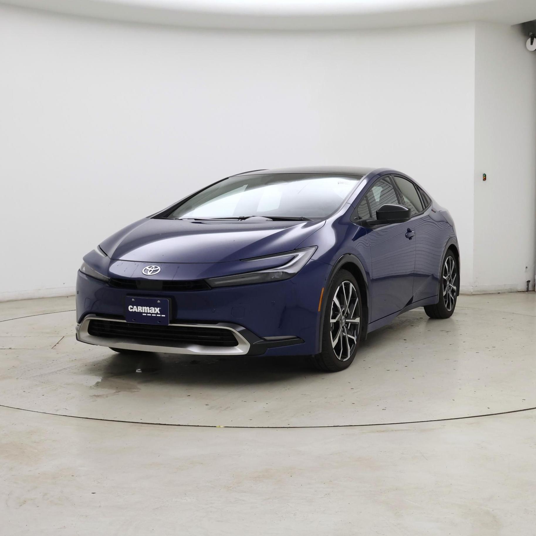 Thumbnail: 2025 Toyota Prius - 4