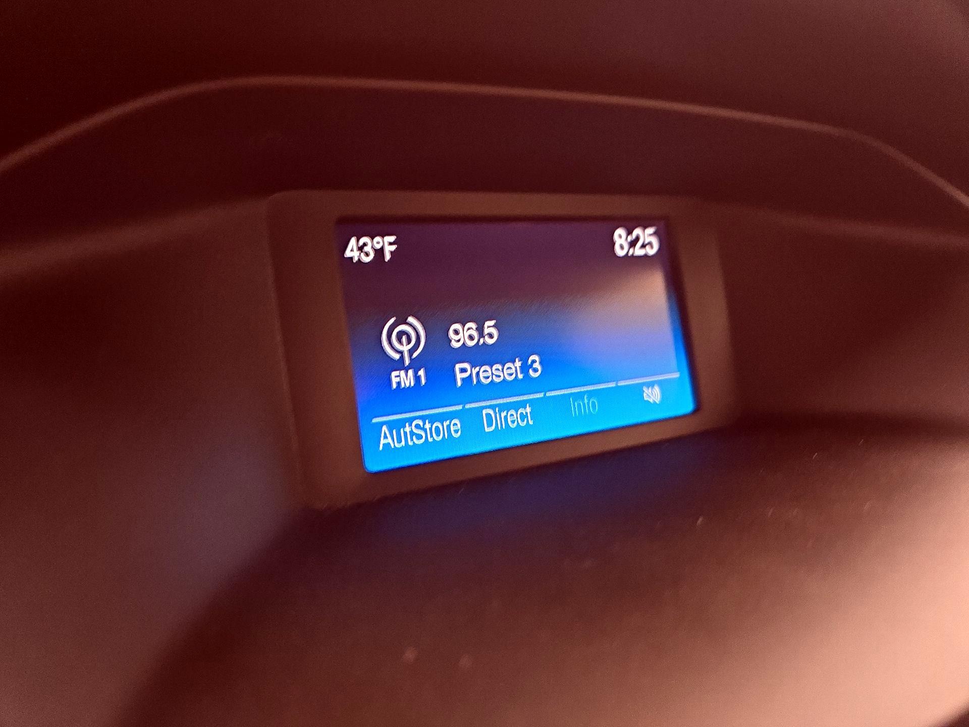 Thumbnail: 2015 Ford Focus - 15