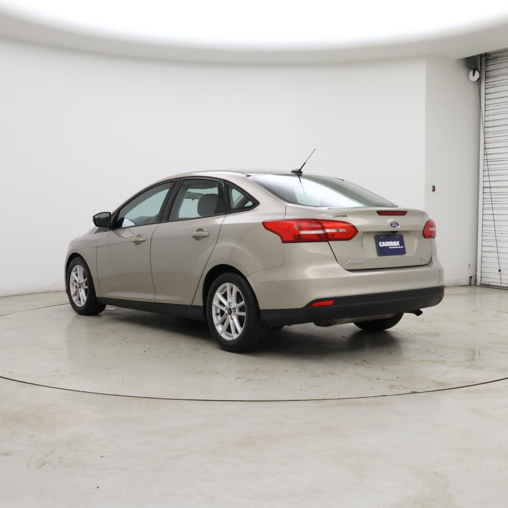 Thumbnail: 2015 Ford Focus - 2