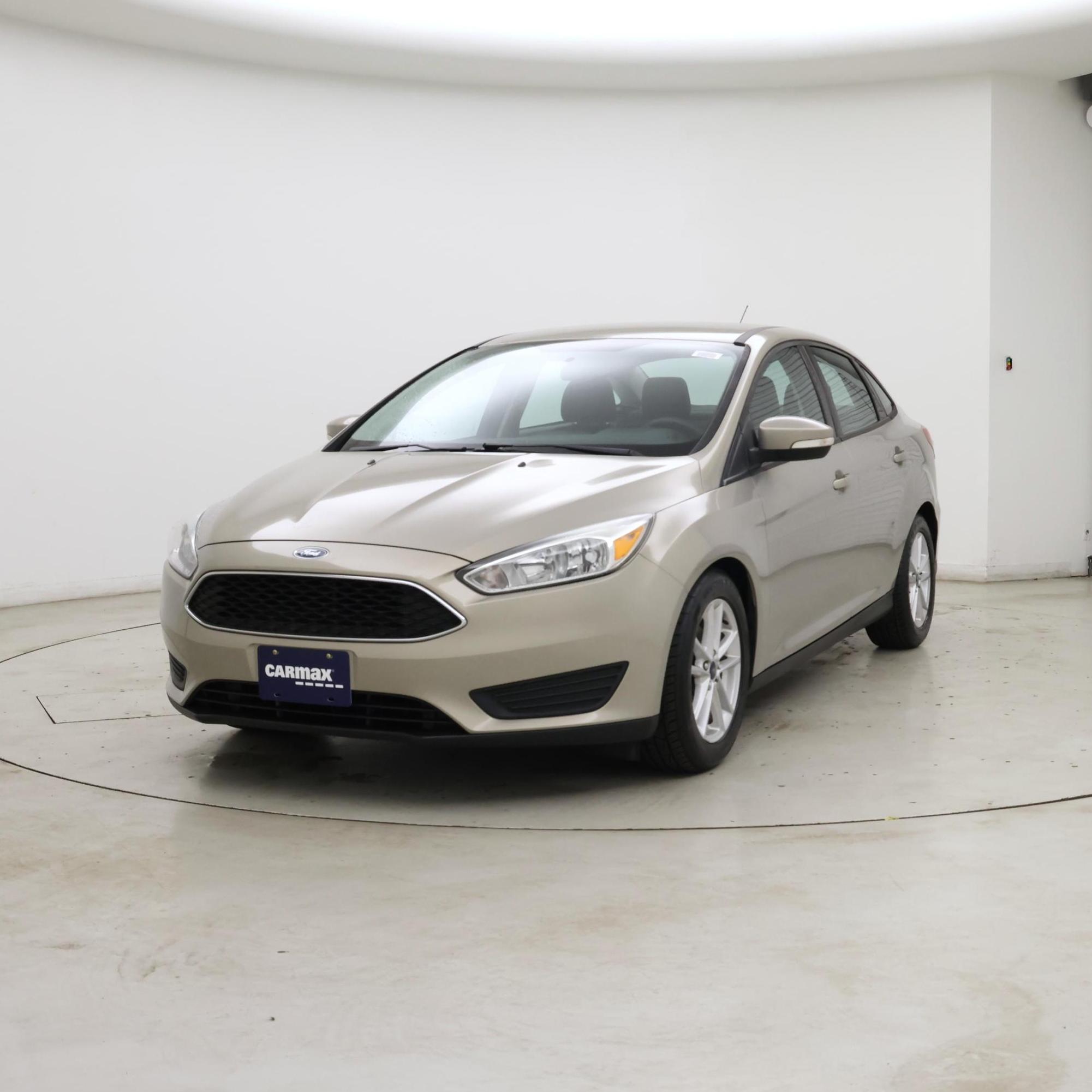Thumbnail: 2015 Ford Focus - 4