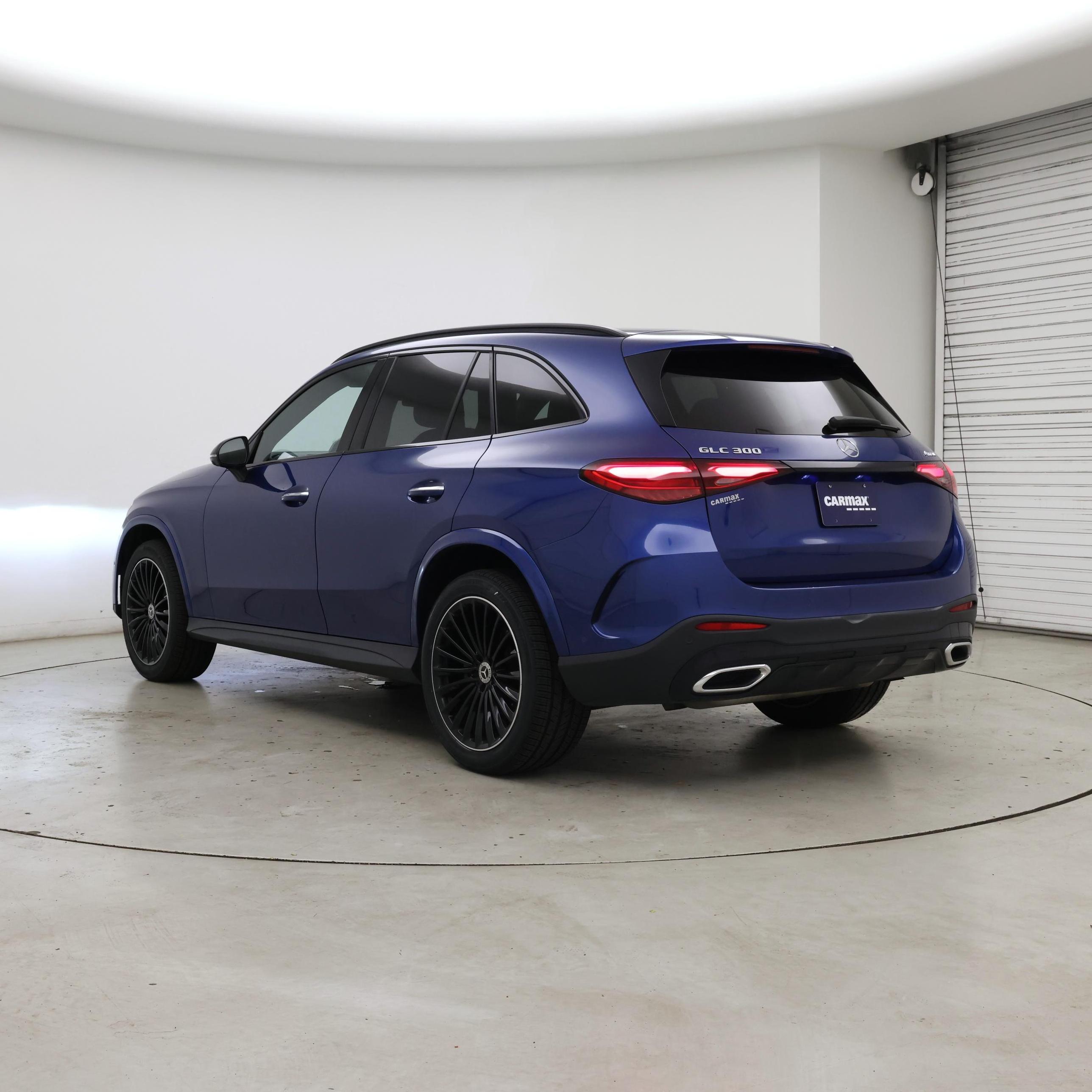 Thumbnail: 2023 Mercedes-Benz GLC - 2